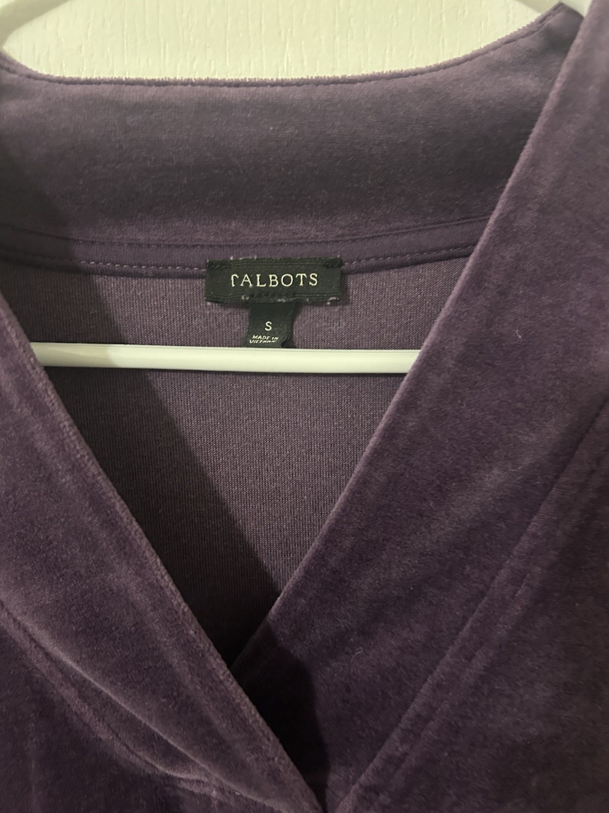 Talbots Purple Velvet V-Neck Long Sleeve Pullover Top, Women’s Size S