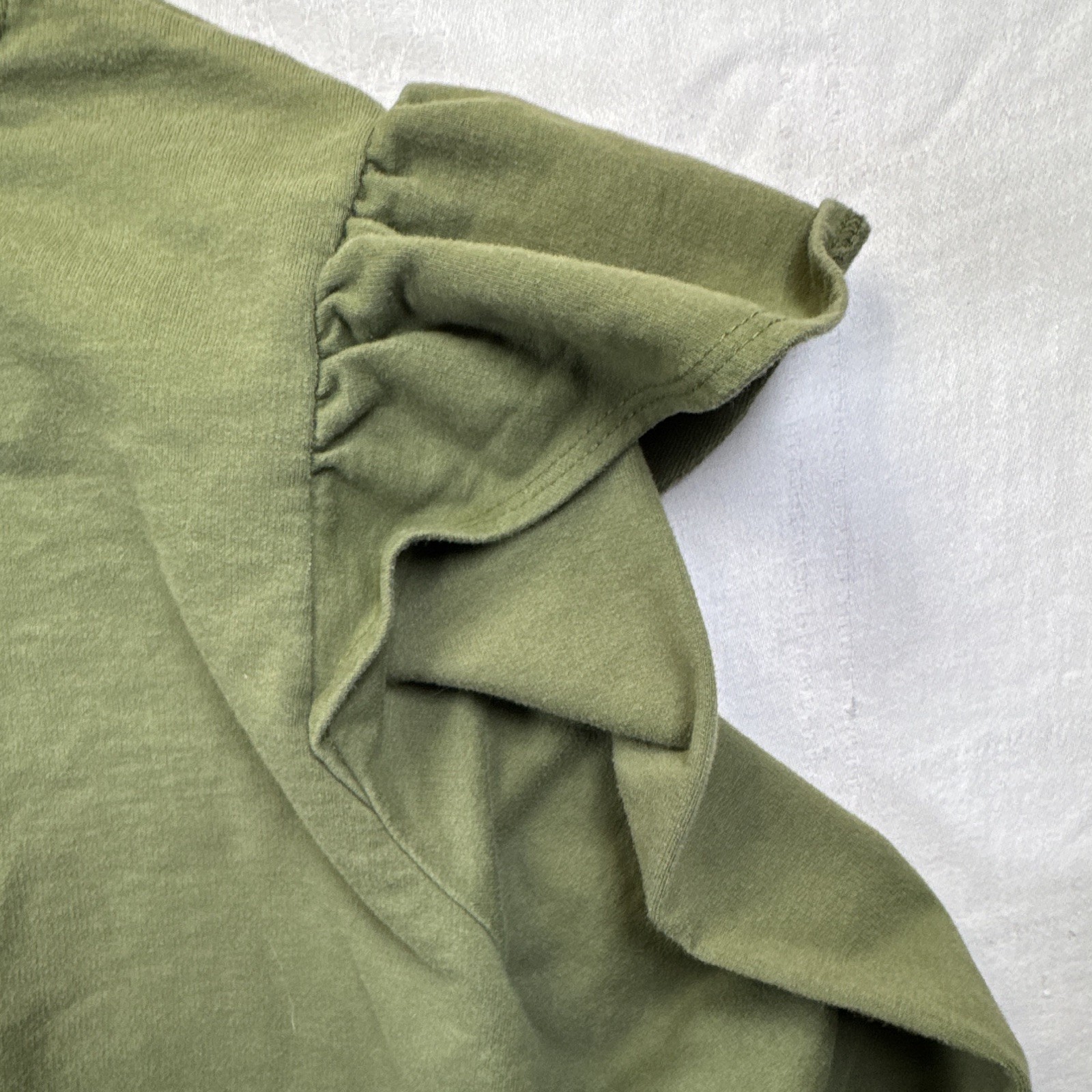 Time and Tru Girls Green Ruffle Shoulder Crew Neck Pullover Sweatshirt L 12-14