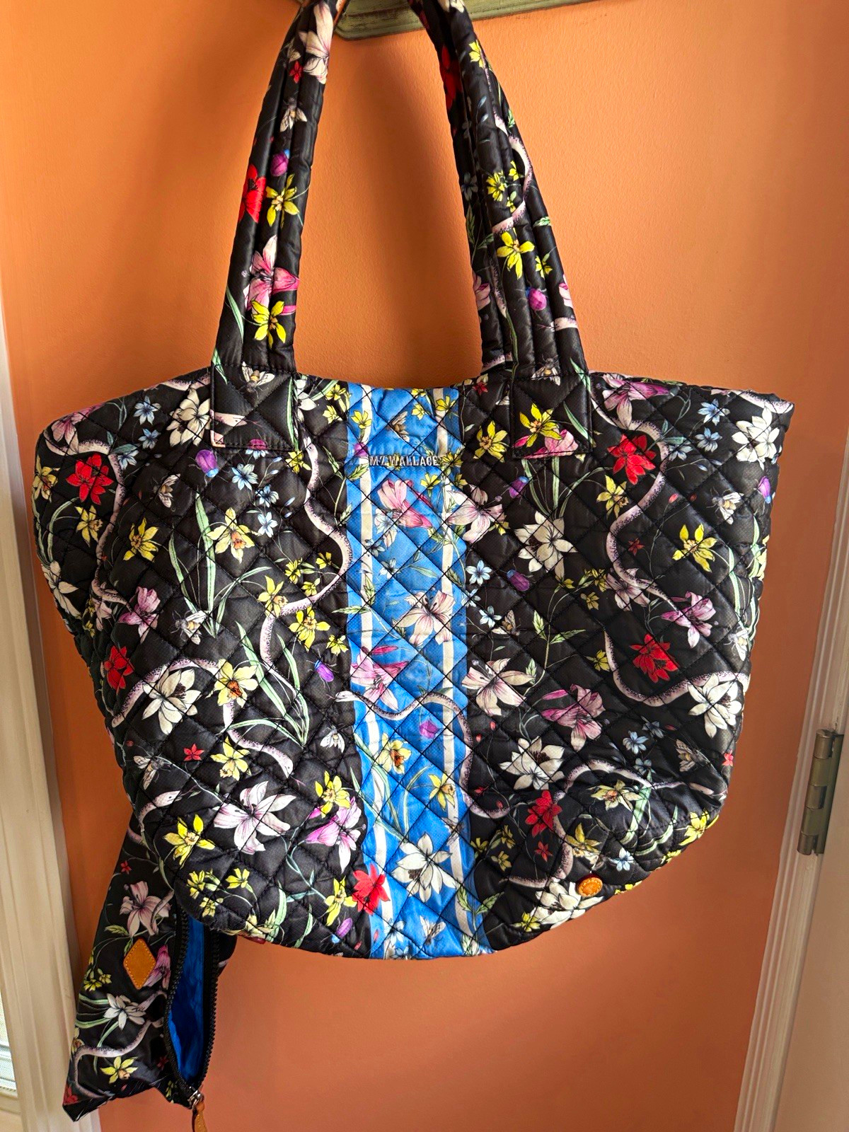 MZ Wallace med Metro Floral Eden tote Lined Blue Interior Pouch Women’s