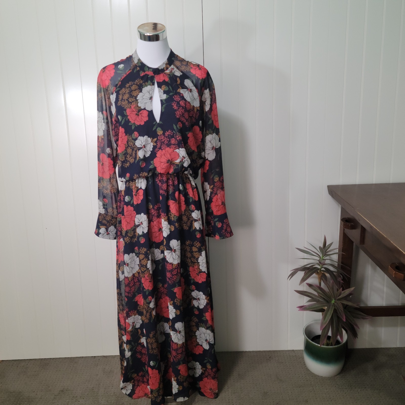Zara Floral Boho Garden Party Peekaboo Chiffon Bold Botanical Navy Maxi Dress L