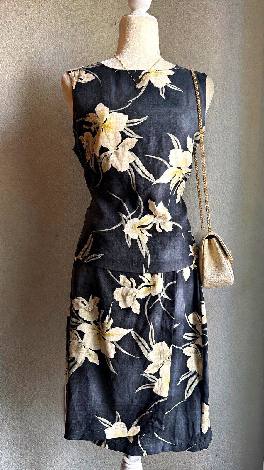 Tommy Bahama 100% Silk Floral 2 Piece Skirt Top Set Womens M 8 Black Cream