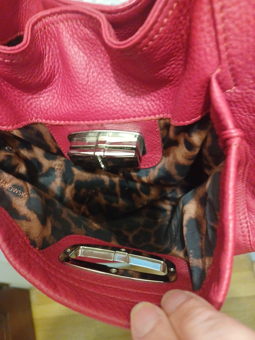 B Makowsky Genuine Pebble Leather Red bright silver hardware Turn Lock Handbag