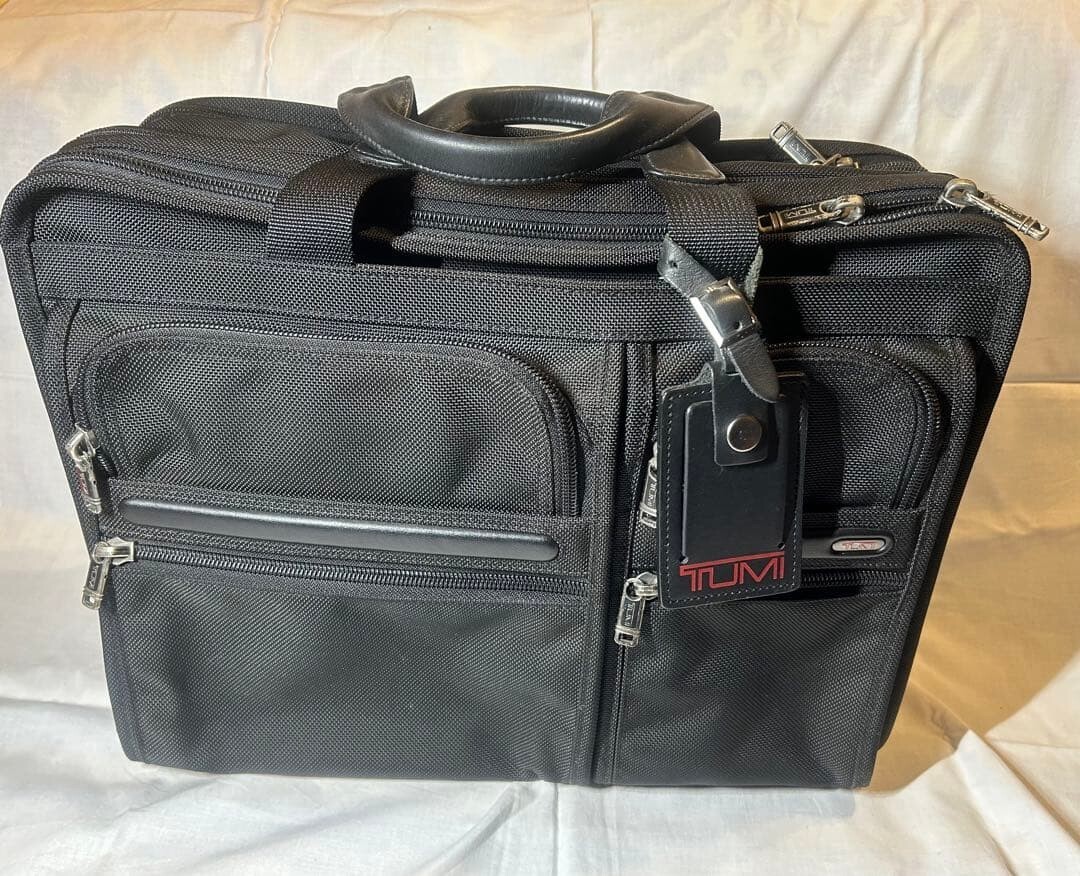 TUMI 26160D4 Expandable Ballistic Nylon Laptop Briefcase Black 2 Way 17.3in