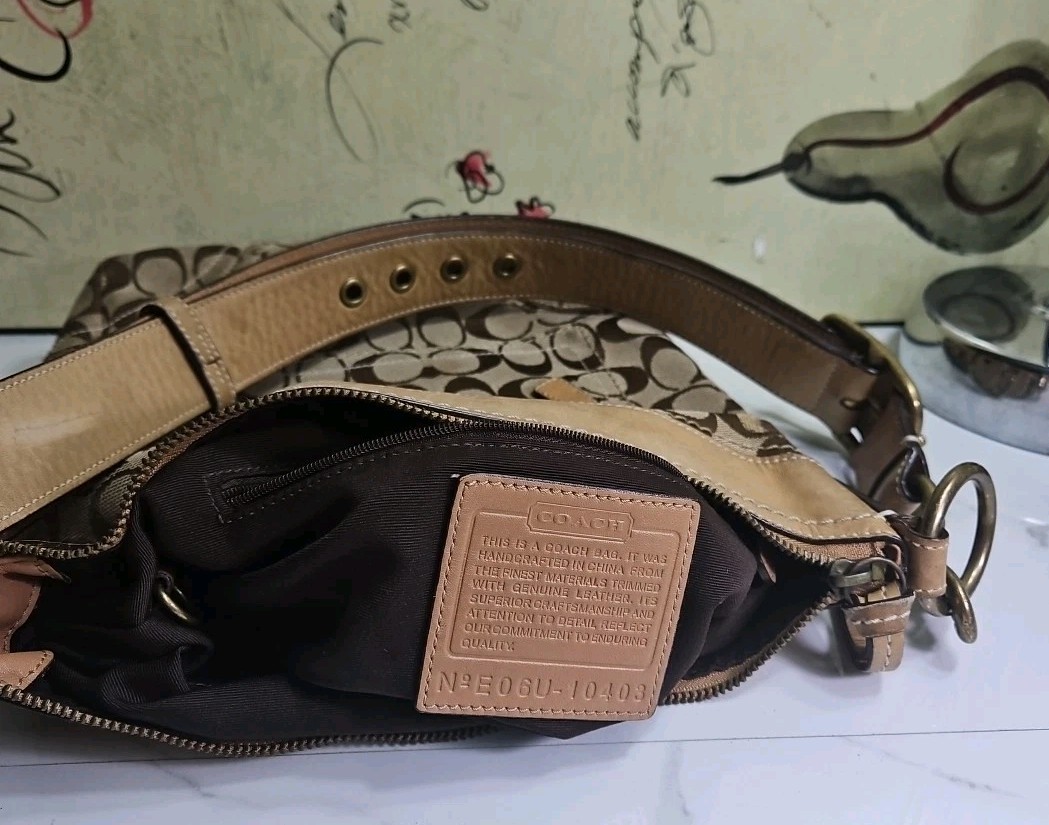 Coach #10403 Signature Canvas CC Monogram Hobo Shoulderbag 10.5x10x2