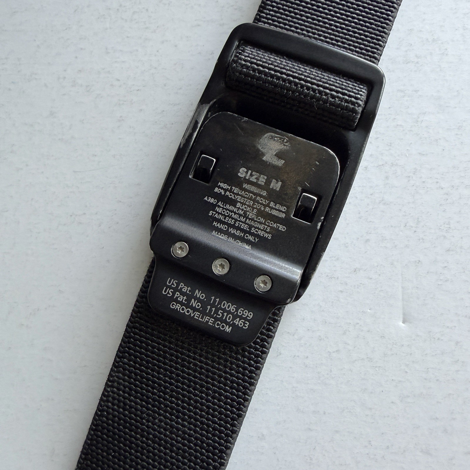 Groove Life Adjustable Web Belt Magnetic Buckle SZ M (33″-36″) Black Used Uncut