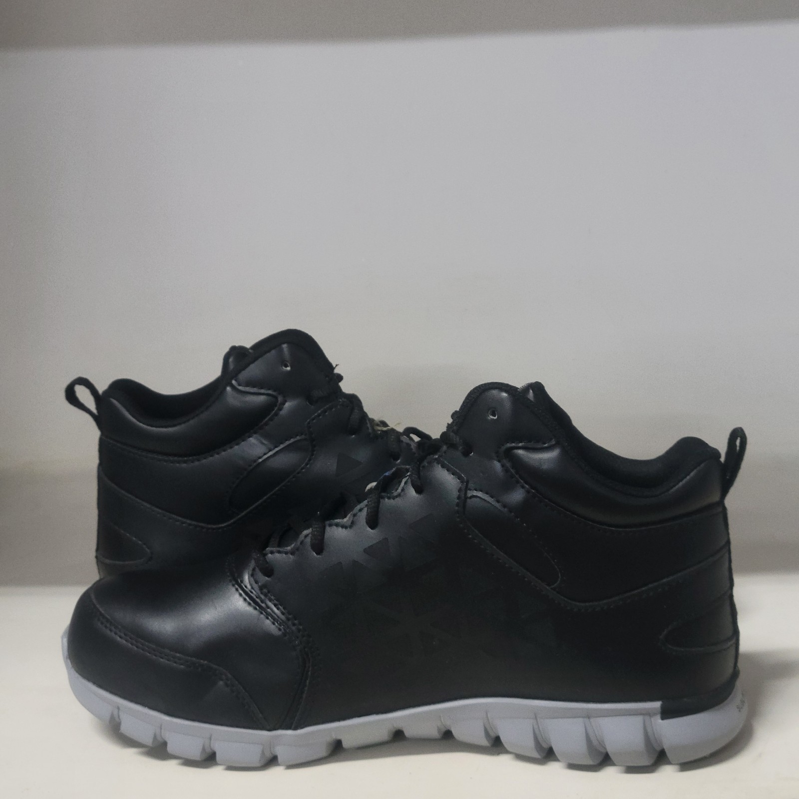 Reebok Mens Sublite Cushion Alloy Toe Boot Black (LEFT 11.5M / RIGHT 11M)