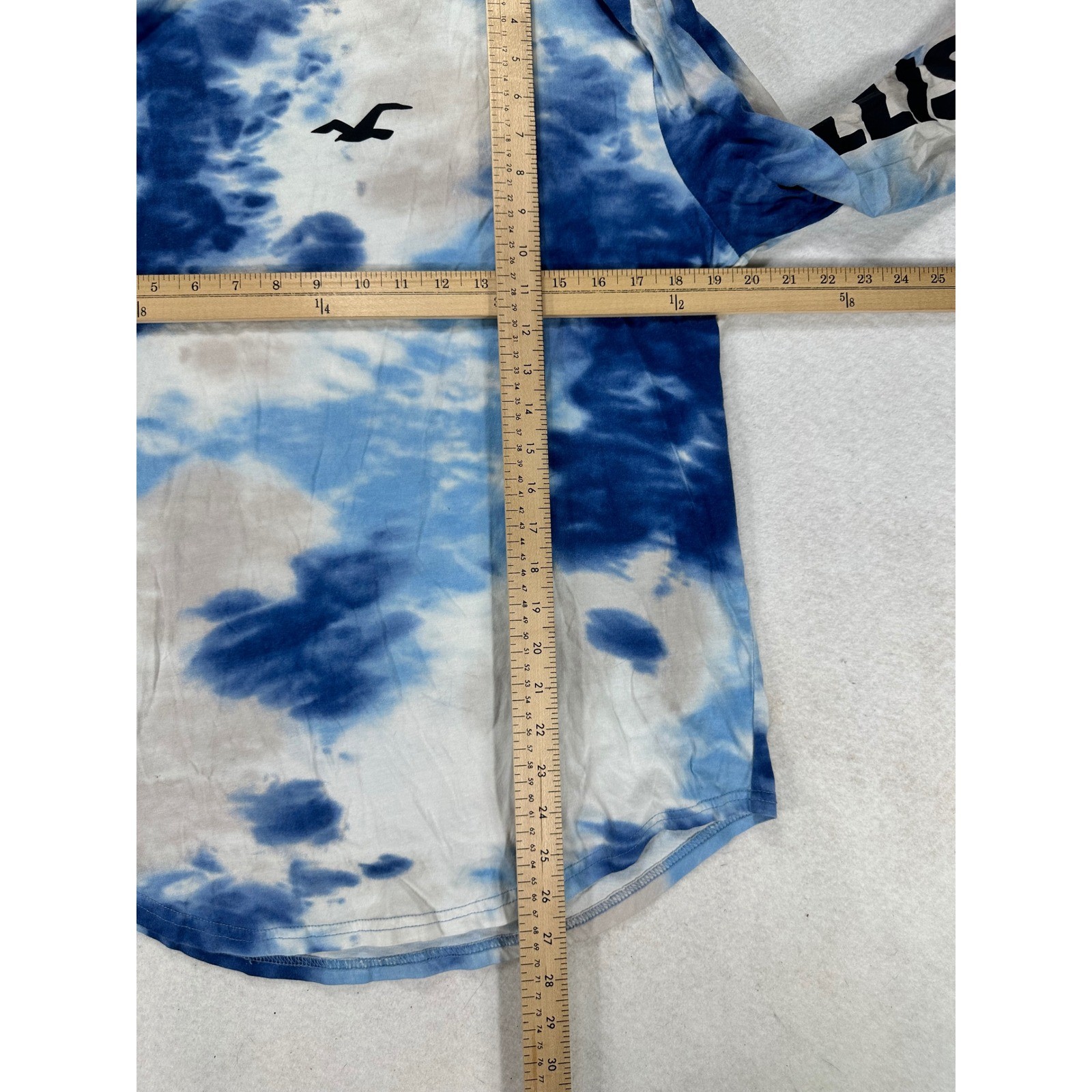 Hollister California Tie Dye Long Sleeve Graphic Tee Blue White Cotton Large