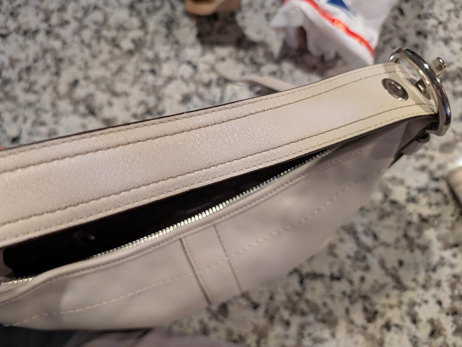 Vintage Coach Soho Hobo Bag 8A01 Ivory White Leather Brown Strap + Wallet