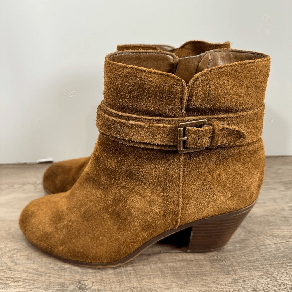 Sam Edelman Women’s Boots sz 7 Suede Lynne Bootie # Box G880