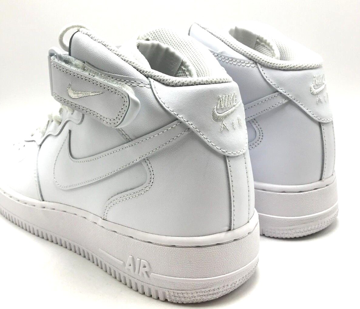 *NEW* Men Nike Air Force 1 Mid ’07 Leather Triple White (CW2289 111)