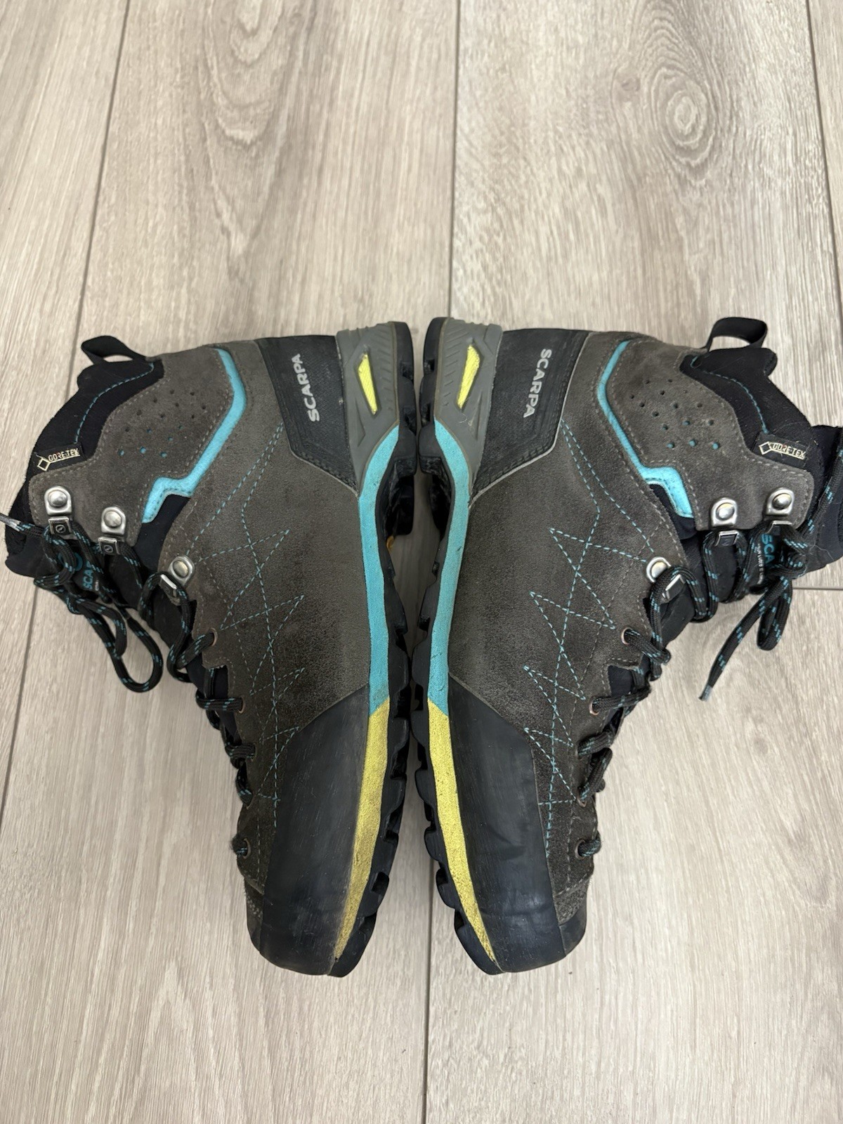 Scarpa Zodiac Plus GTX Men’s Hiking Boots – Gore-Tex & Vibram 39-M6.5 /W7,5