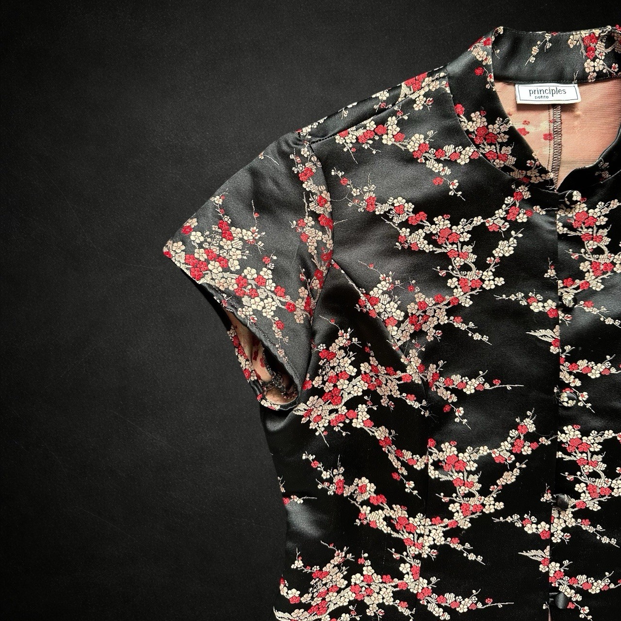 Principles Womens Y2K Asian Inspired Top 14 Black Red Floral Fitted Blouse 90s