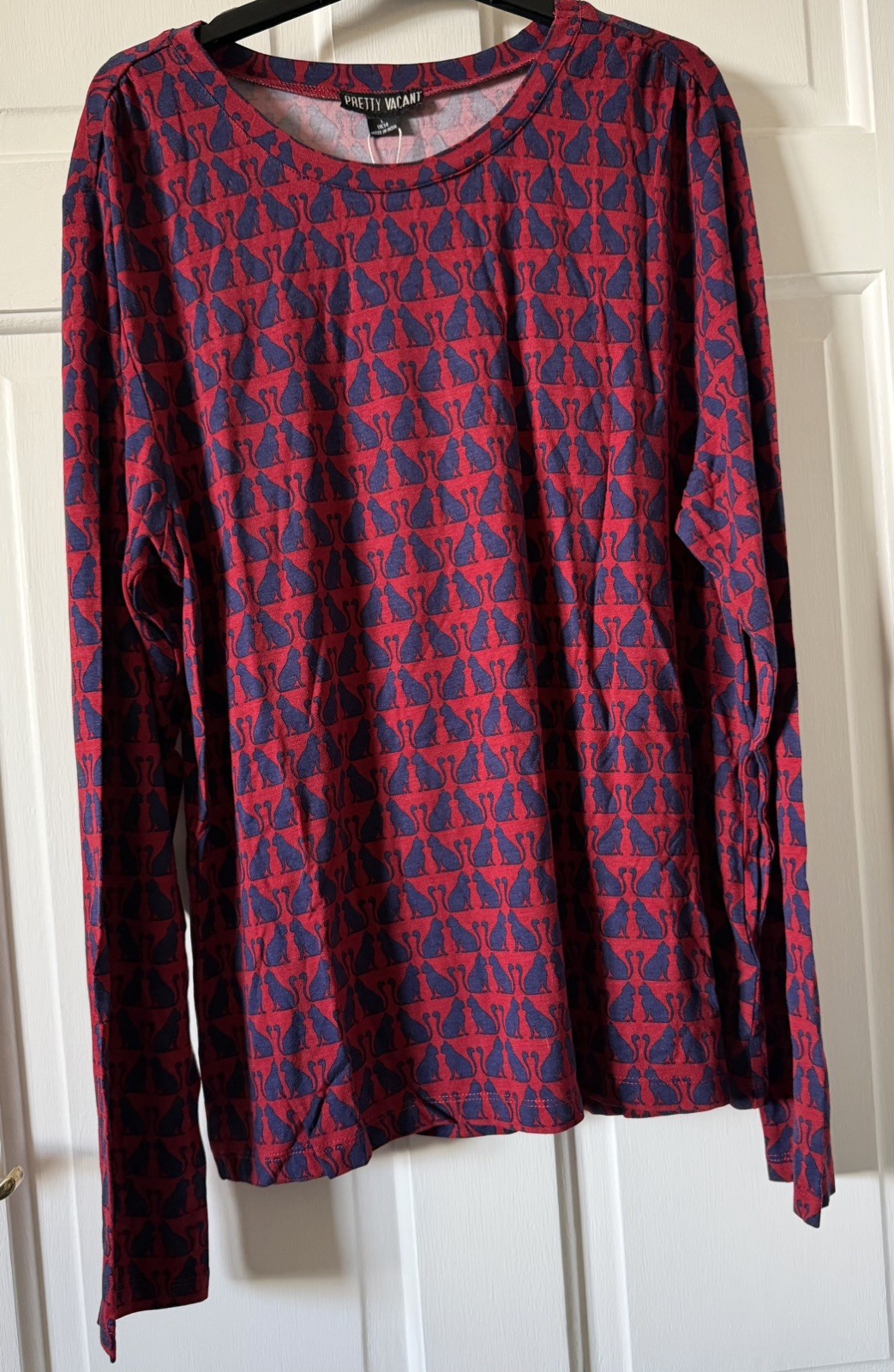 PRETTY VACANT Raspberry Navy Blue Art Deco Cat Print Long Sleeve Top UK14 BNWT