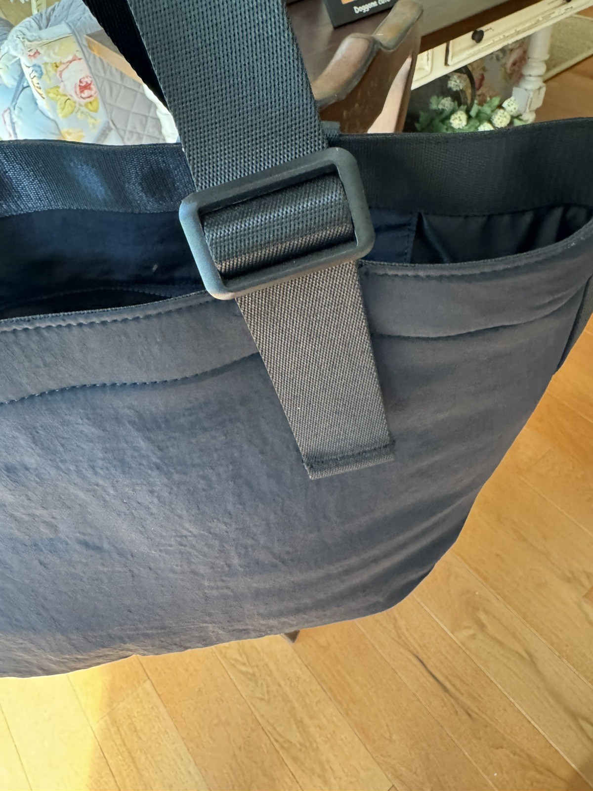 Lululemon Clean Lines Tote Bag Large Black Adjustable Strap Travel Gym NWT