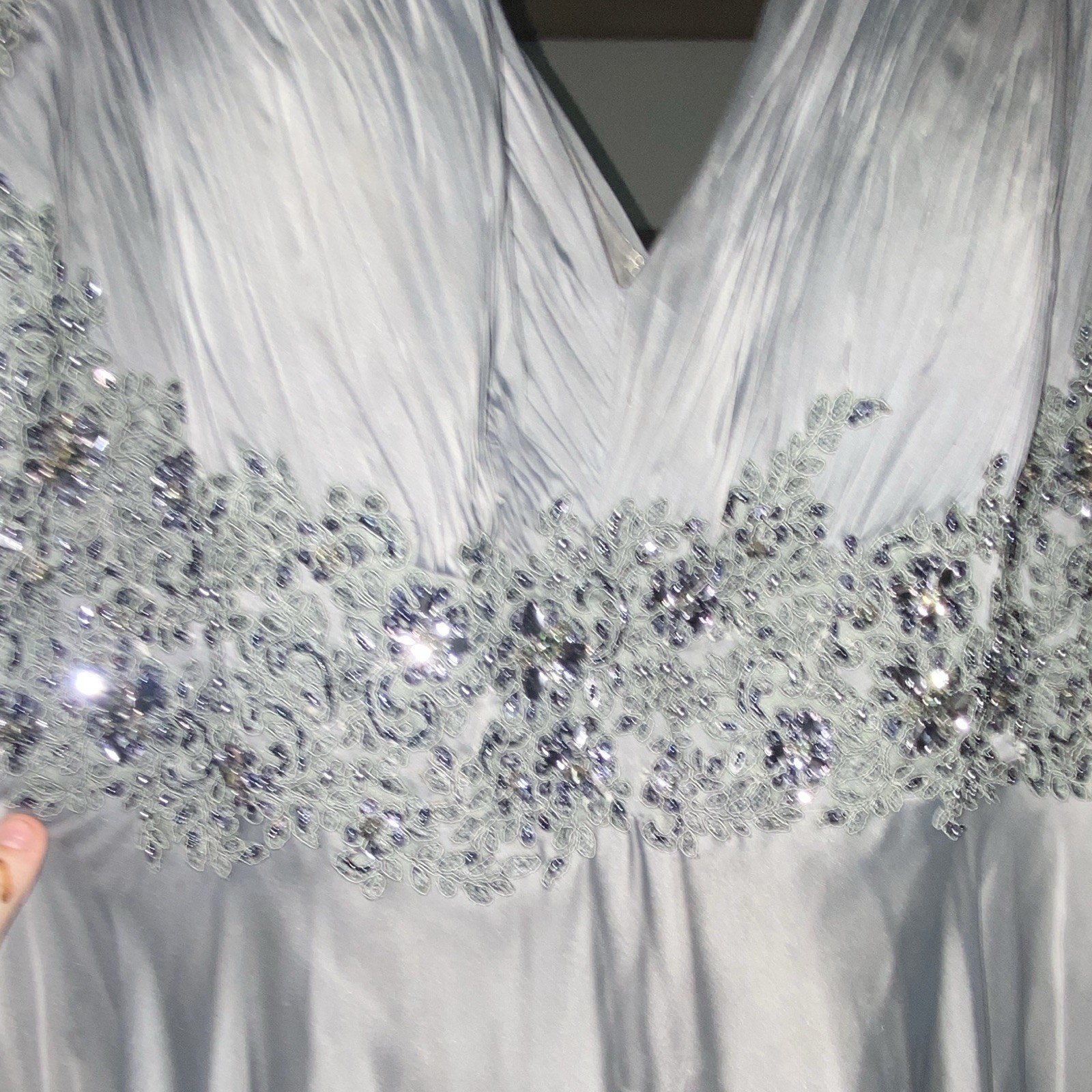 Women’s Gray Long Formal Gown Size 14 V-Neck Cap Sleeve Beaded Sequin