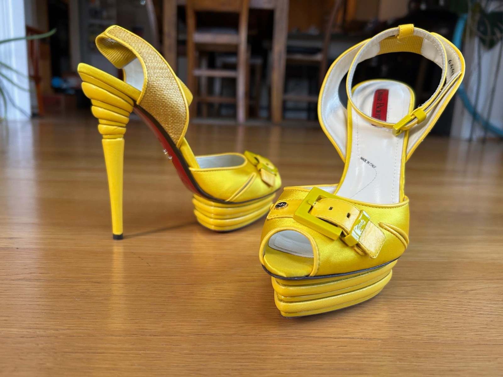 CESARE PACIOTTI Yellow Satin Slingback Pumps Stacked Heel Size 7 IT 37 Very Good