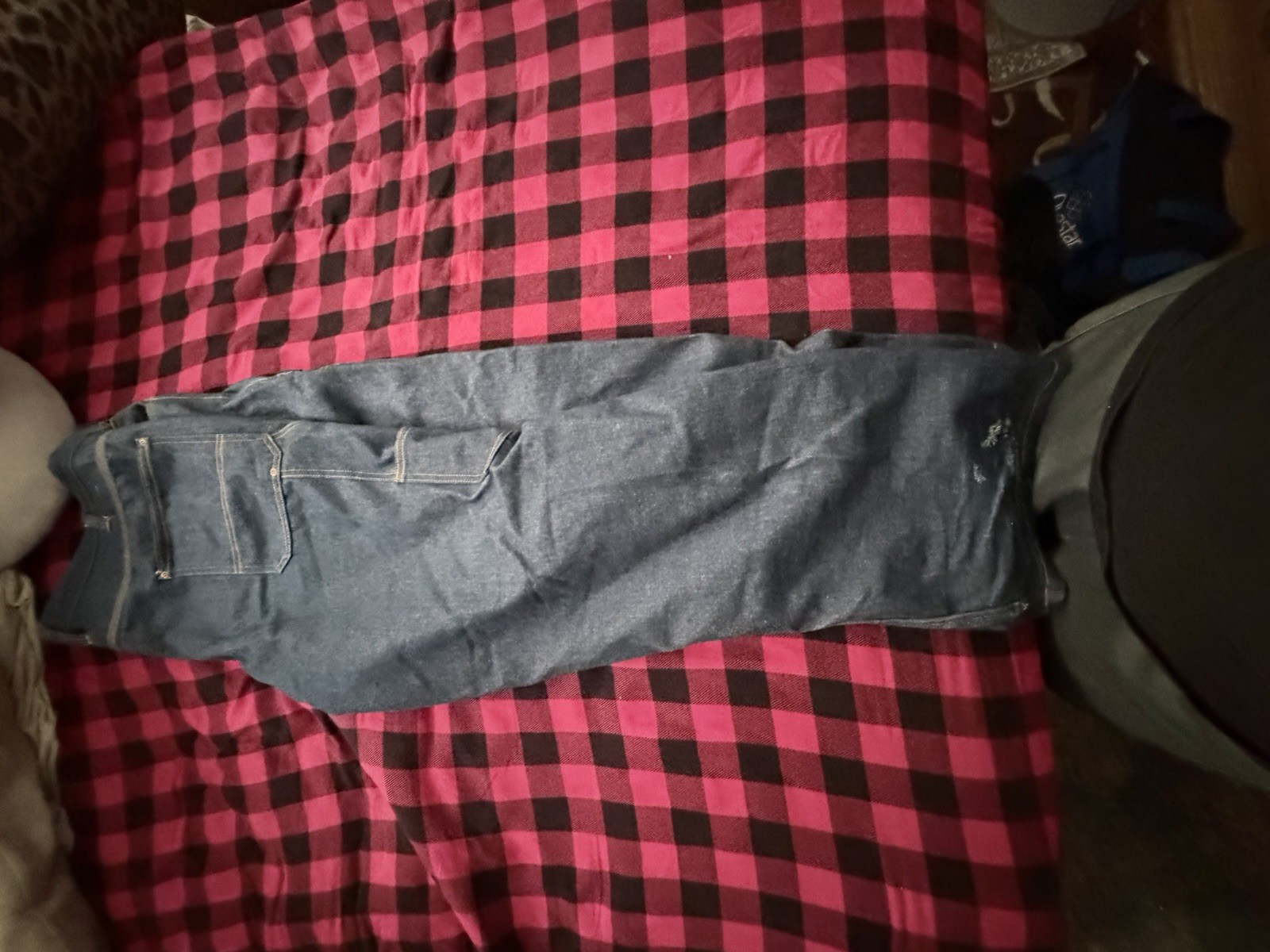 Men’s Blue Solid Denim Jeans, Regular Fit, 5-Pocket Design with Pockets