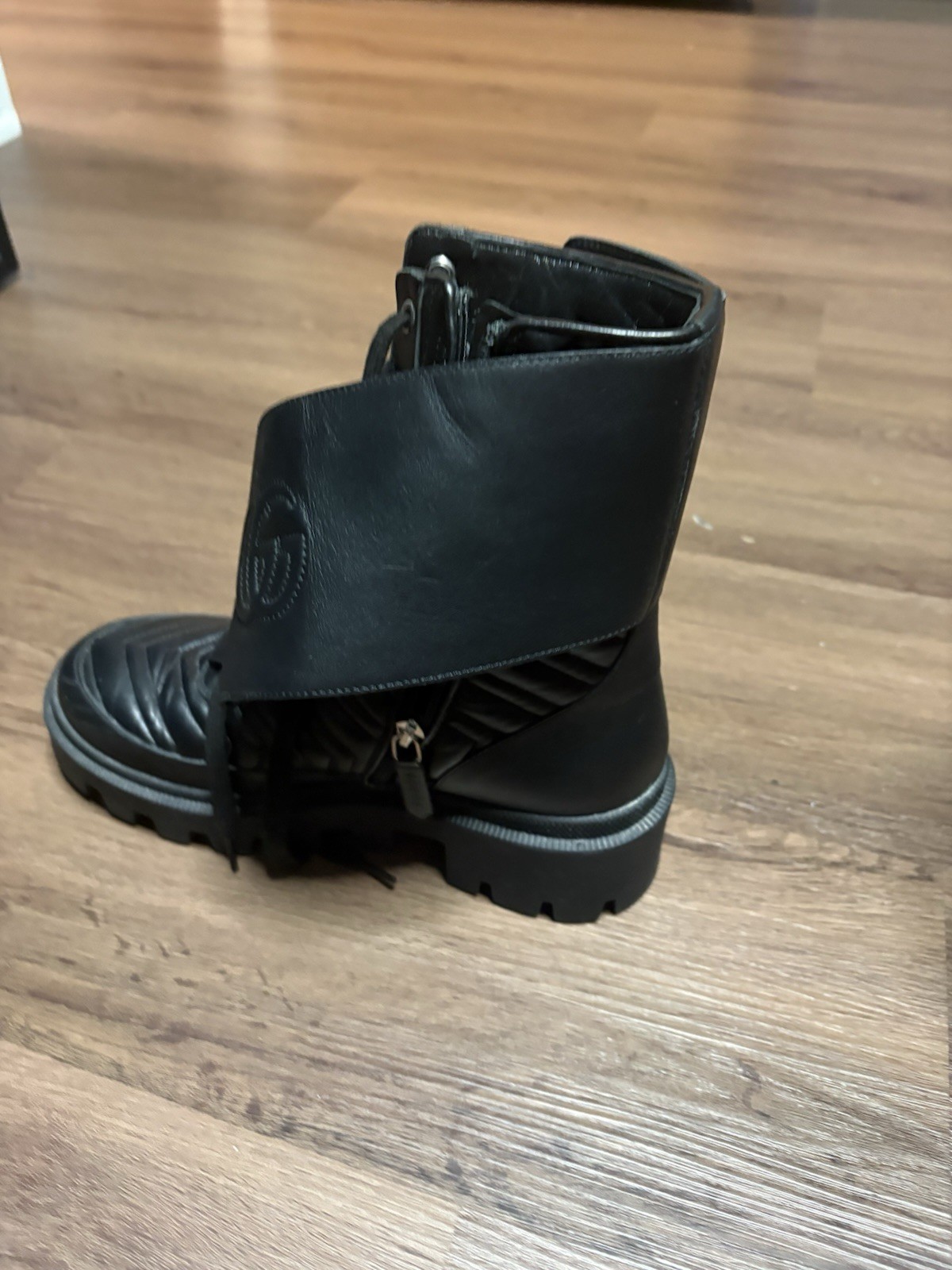 Gucci Men’s Black Bullhide Leather Combat Boots Lace-Up Buckle Lug Sole