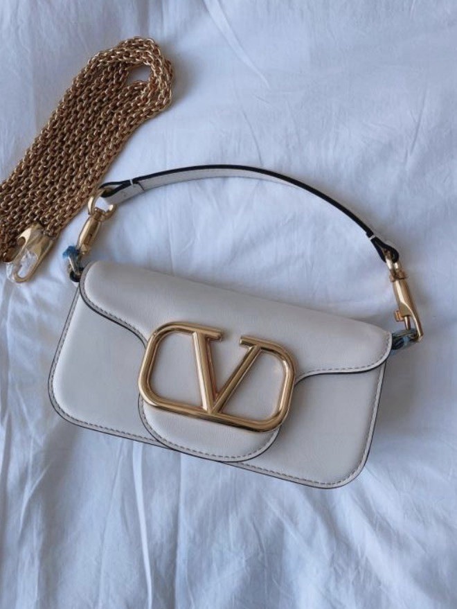 Valentino VLogo White Shoulder Bag Gold Chain Flap Top Handle Detachable Strap