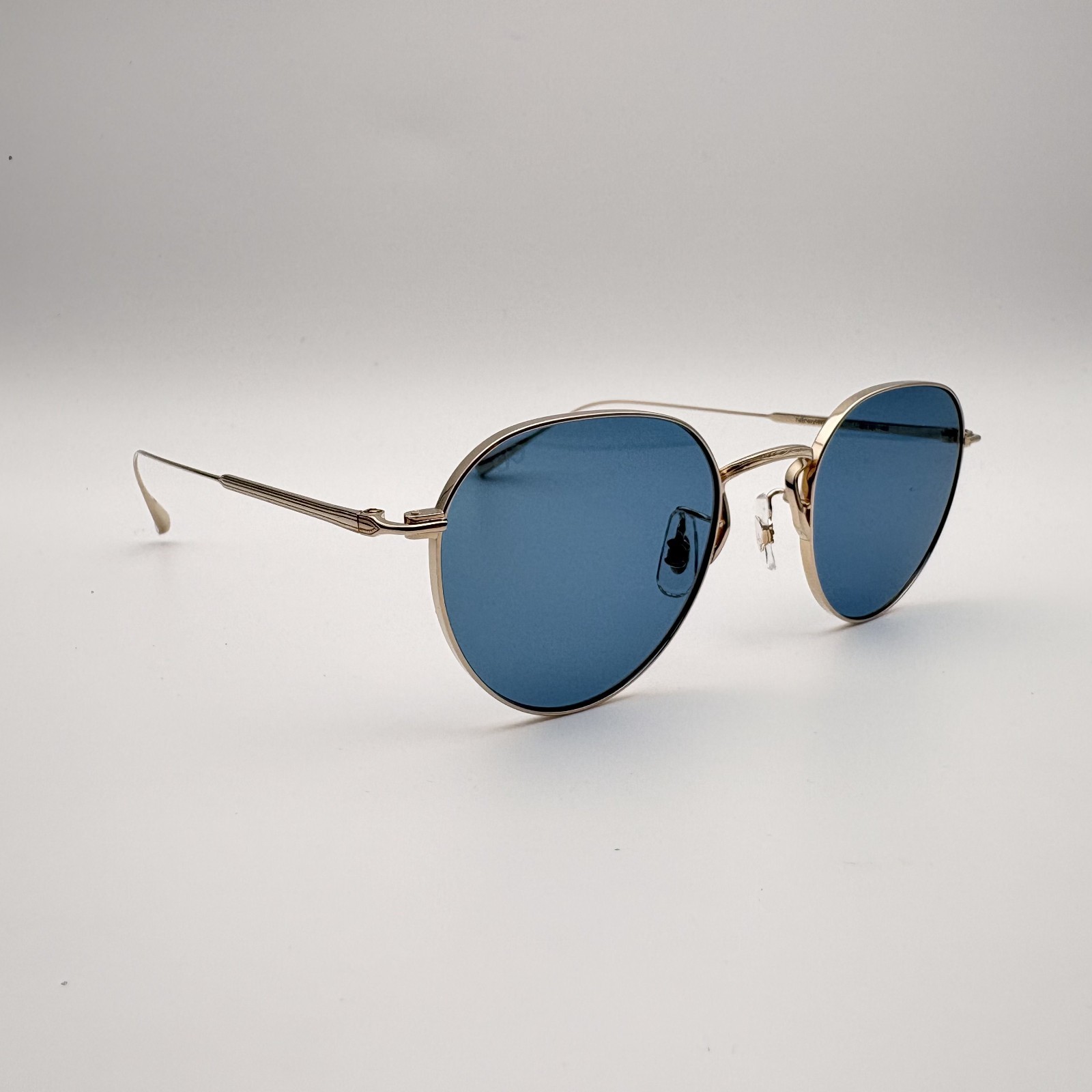 EYEVAN Fairway (47) G-BLU Polished Gold Panto Sunglasses with Light Blue Lenses