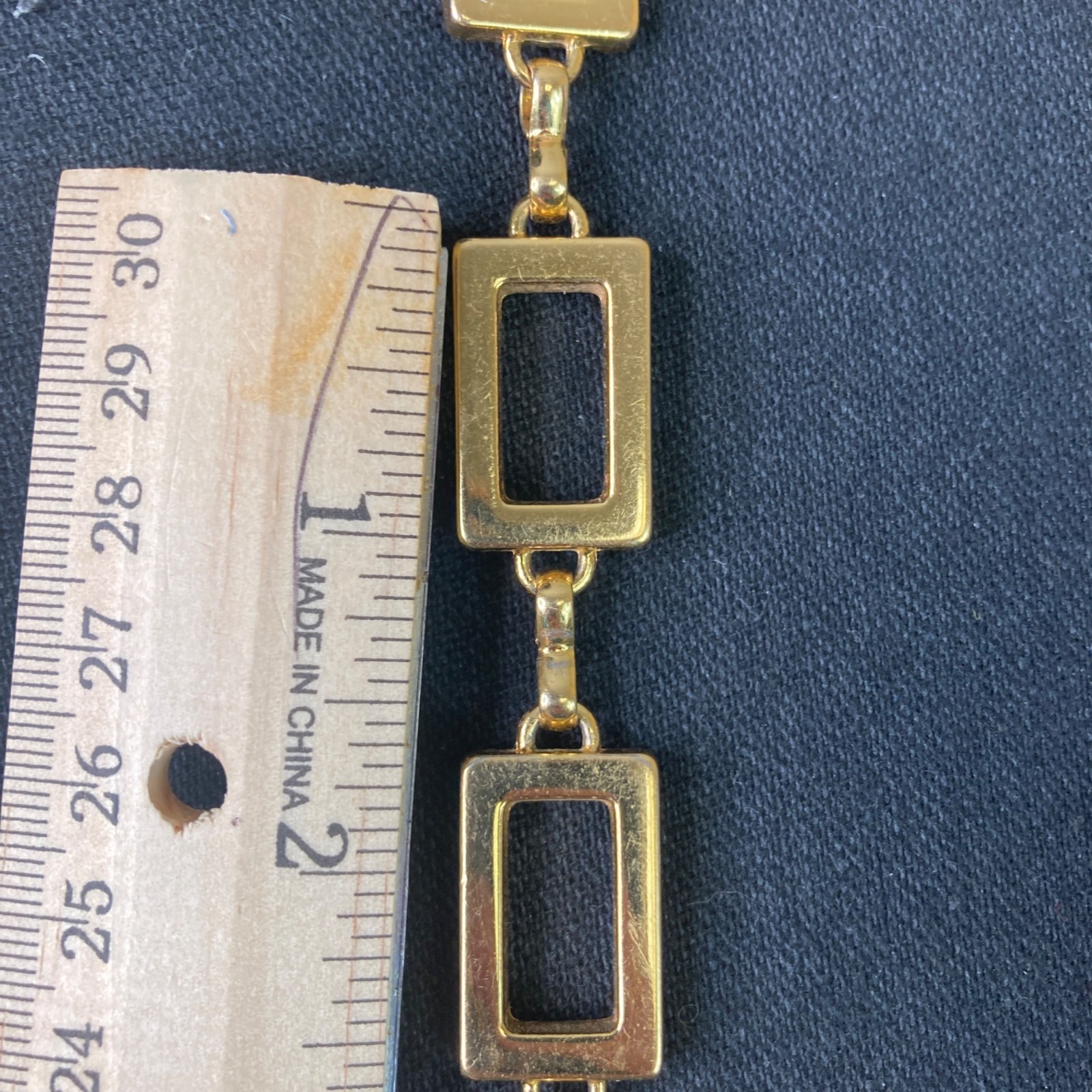 Lauren Ralph Lauren Gold Tone Herringbone Link Belt Preppy 19 in