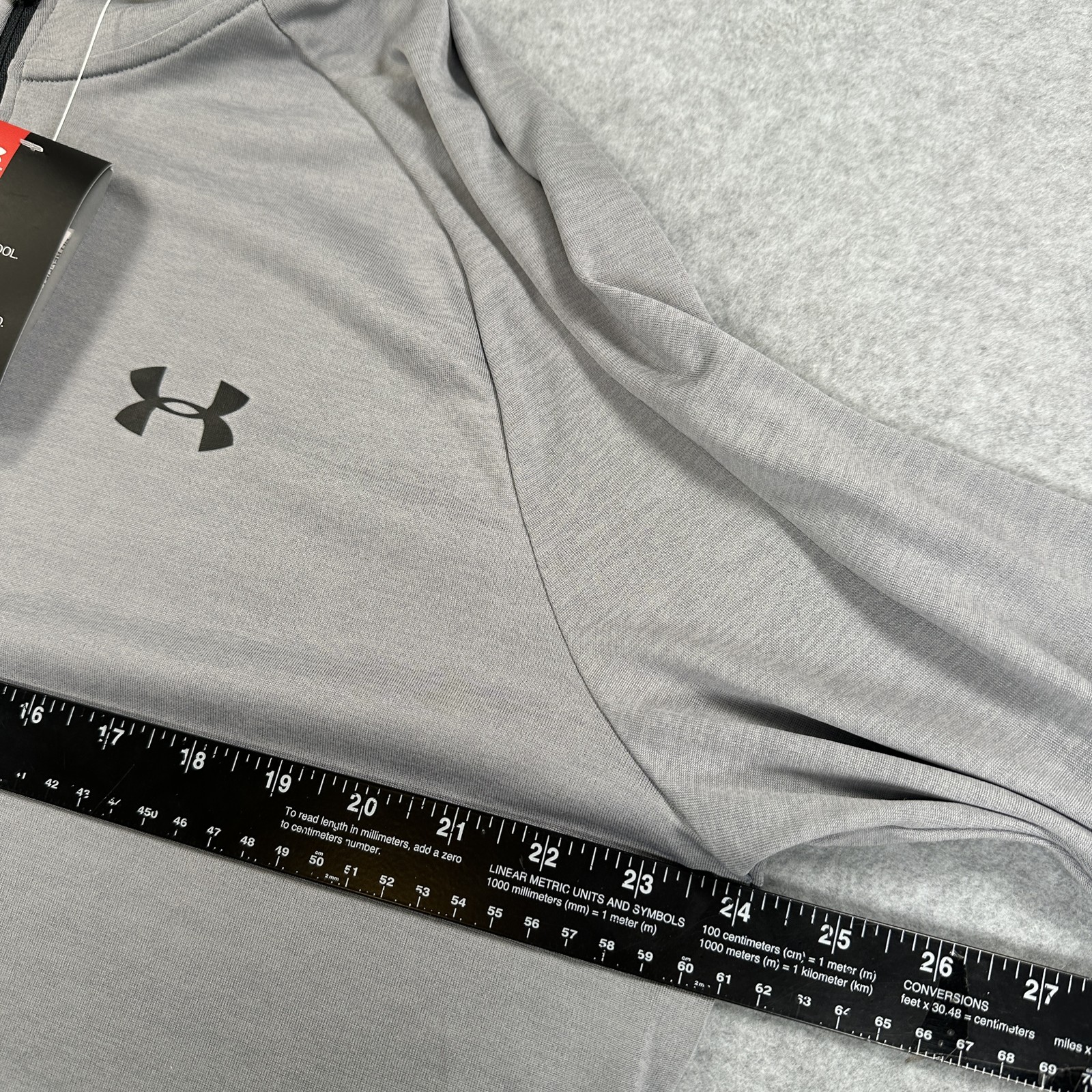Under Armour Men’s Tech 1/4 Zip Long Sleeve Pullover XL Gray NWT Light Weight