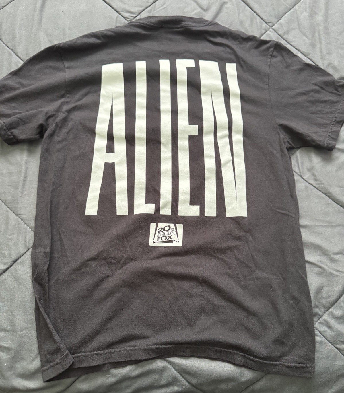 Rucking Fotten Alien Chestburster T-shirt Medium Shirt NEW Hello My Baby