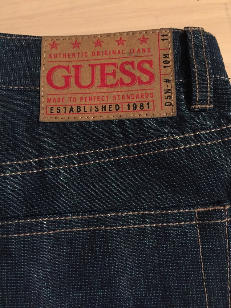 Guess ? Women’s Jeans Original Design Tapered High Waist Lightweight 28 X 31 NWT