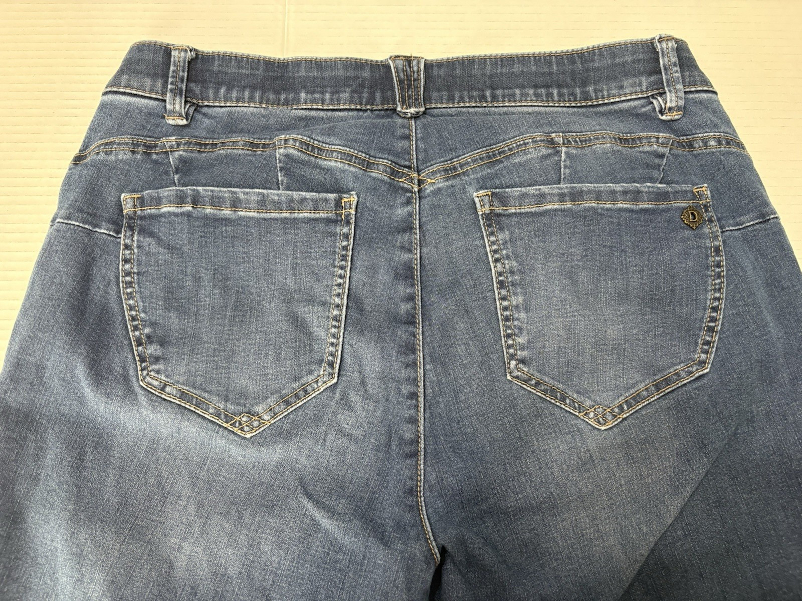 Democracy Womens Size 16W Ab Technology Dark Wash Straight Leg Jeans