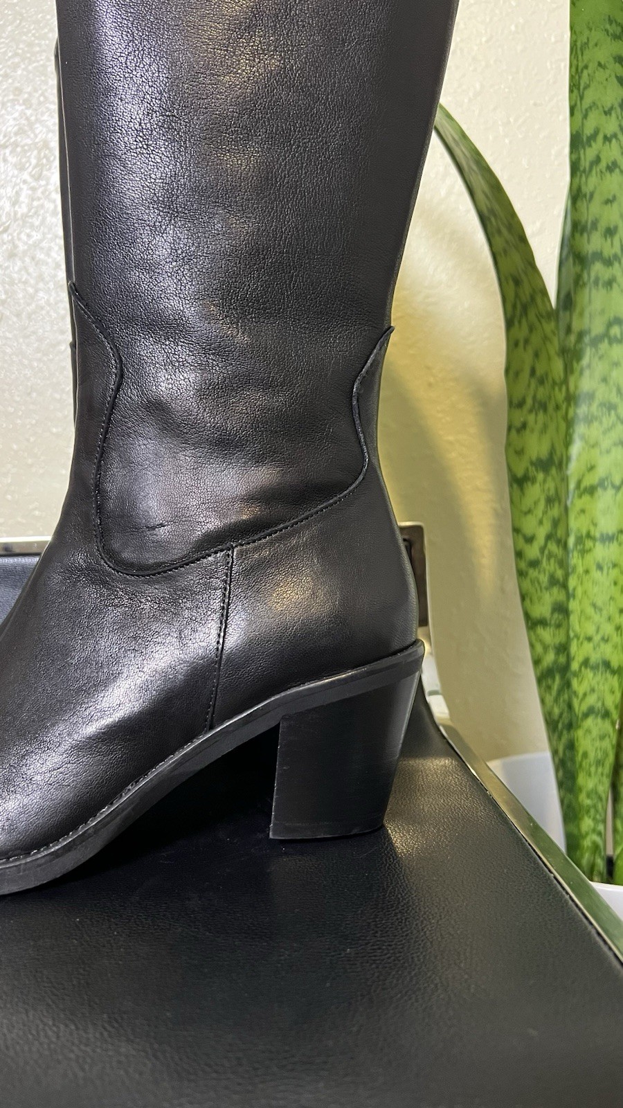 EMANUELE CASTRO – NWOB Italian Leather Western Boots – Size 40 WOMAN’S