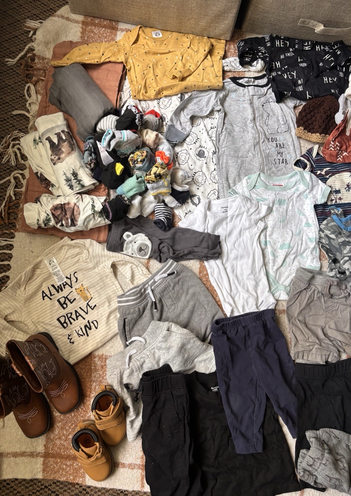 HUGE Lot Of NEW Baby Clothes (Newborn – 12mo)