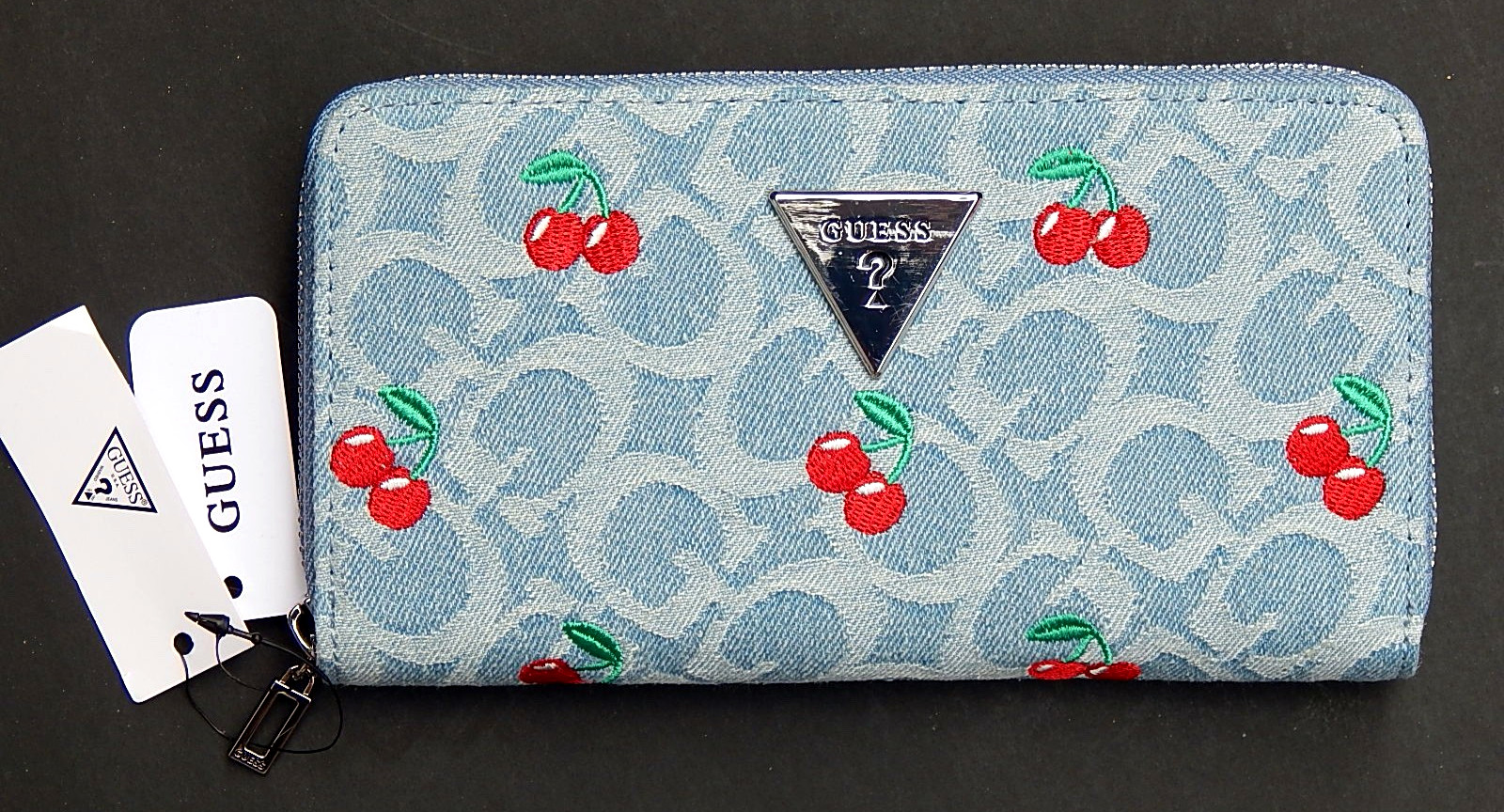 GUESS CELESTIA LOGO BLUE DENIM/CHERRY LOGO ZIP AROUND WALLET AUTHENTIC NEW
