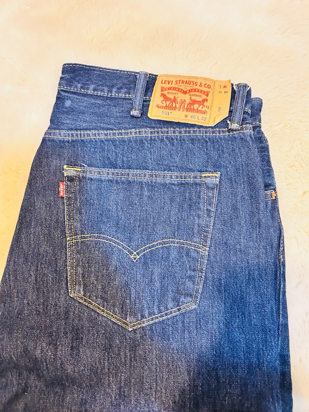 Levi’s Men’s Blue Straight Leg Regular Fit Denim Jeans 5-Pocket Button Fly