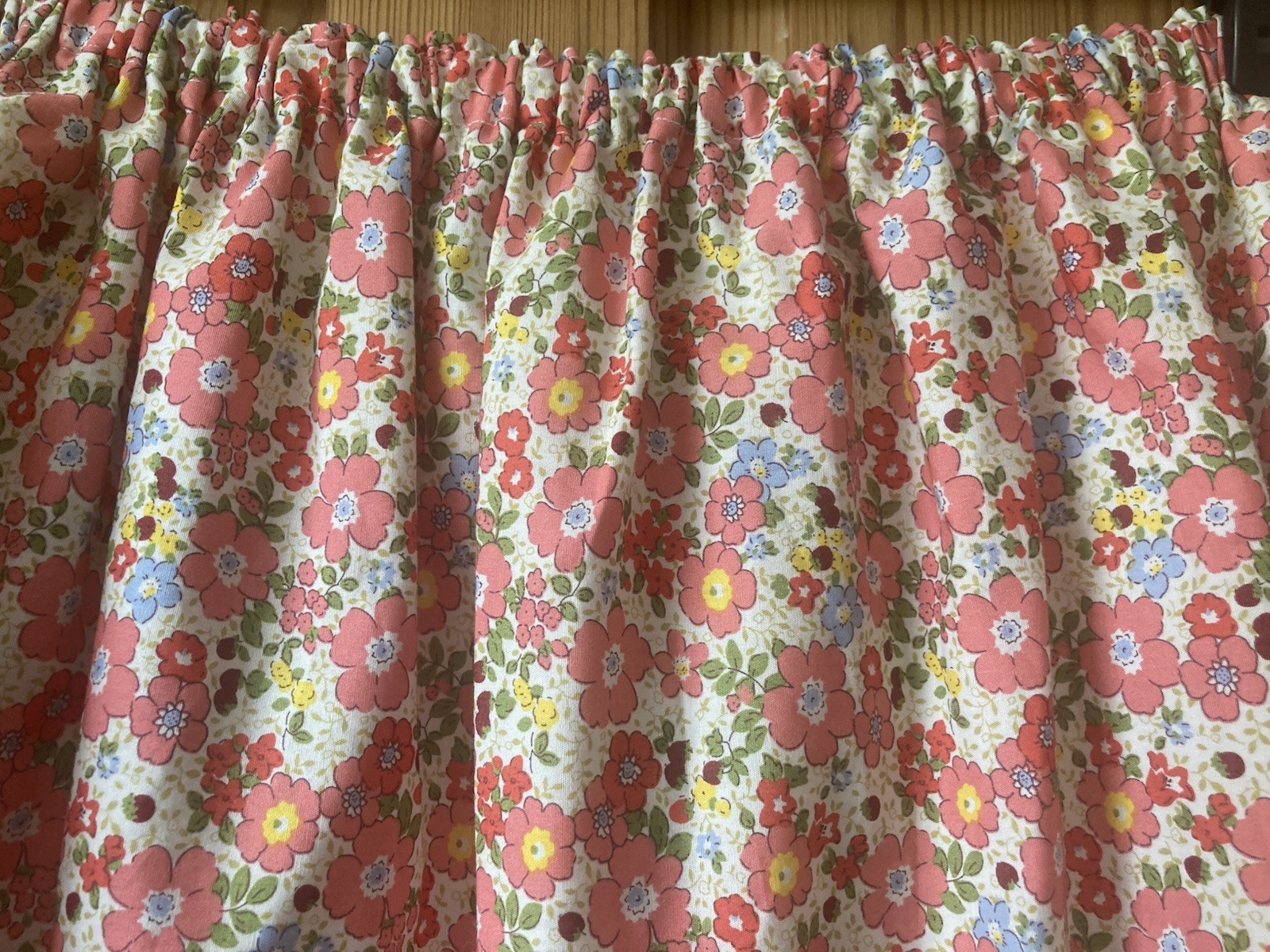 Vintage Style Handmade Summer Skirt. Red Floral Pattern.Cotton. Size 14/16