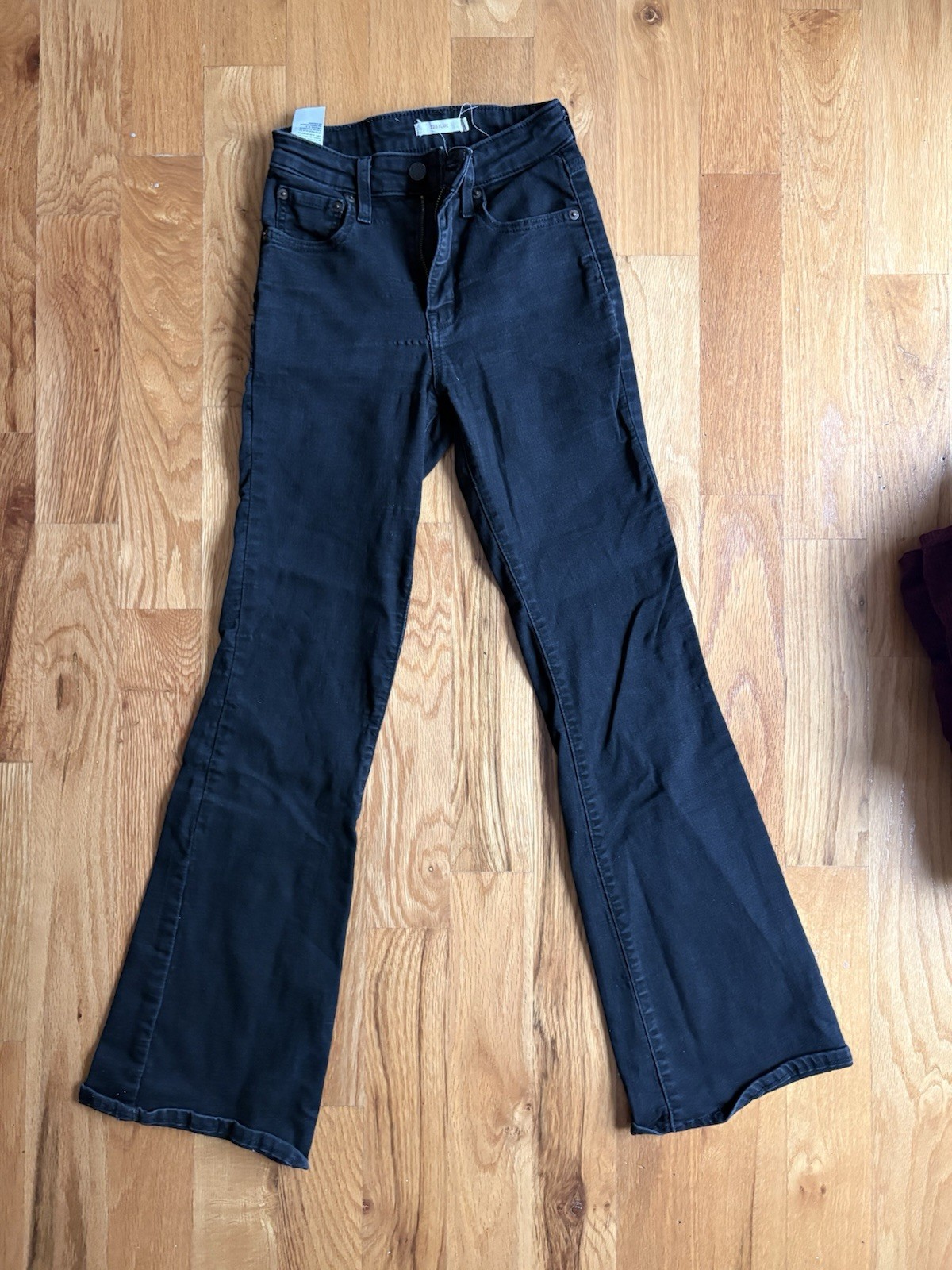 Levi’s Women’s 726 High Rise Flare Dark Wash Jeans Size 26Wx32L