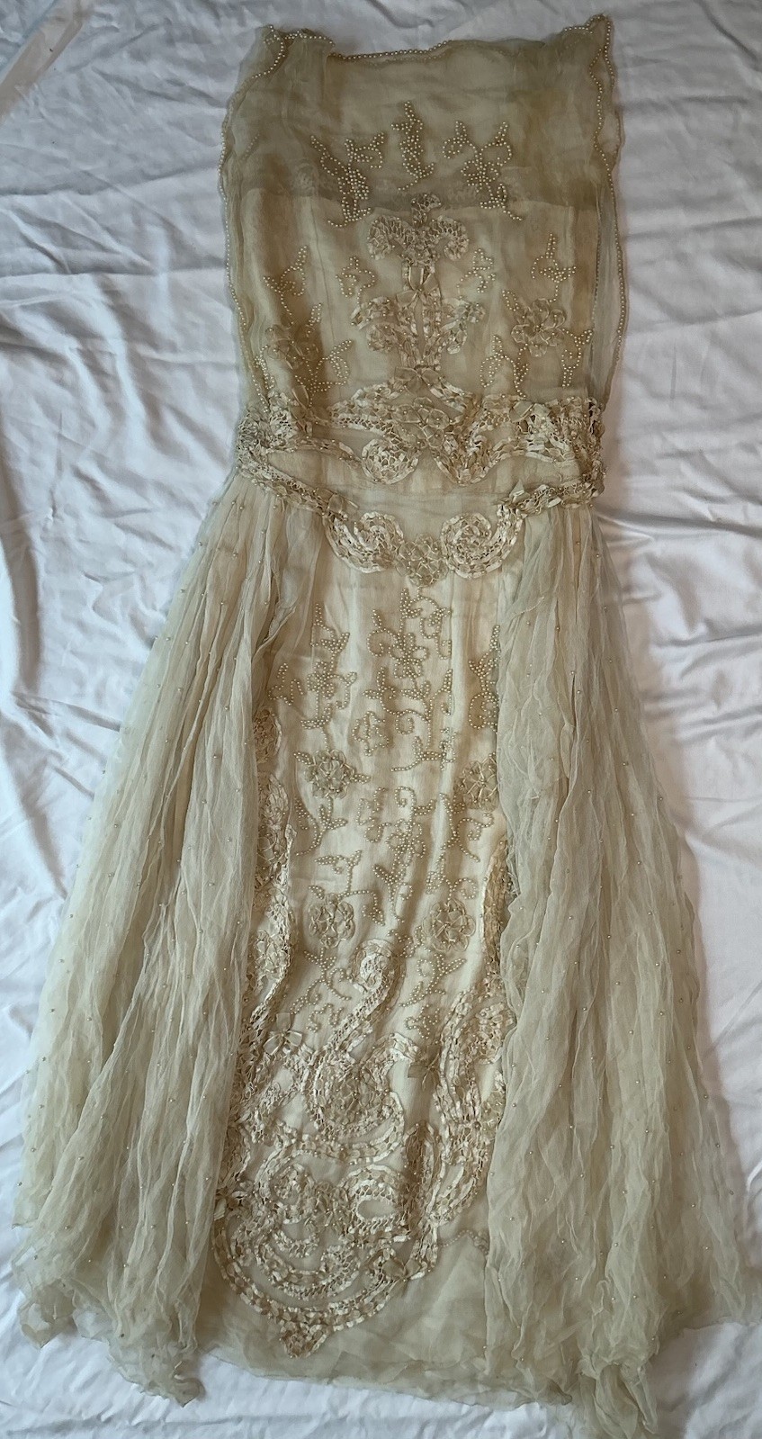 Antique 1900s Edwardian Pearl Beaded Wedding Dress 3D Silk Ribbon Lace Gown