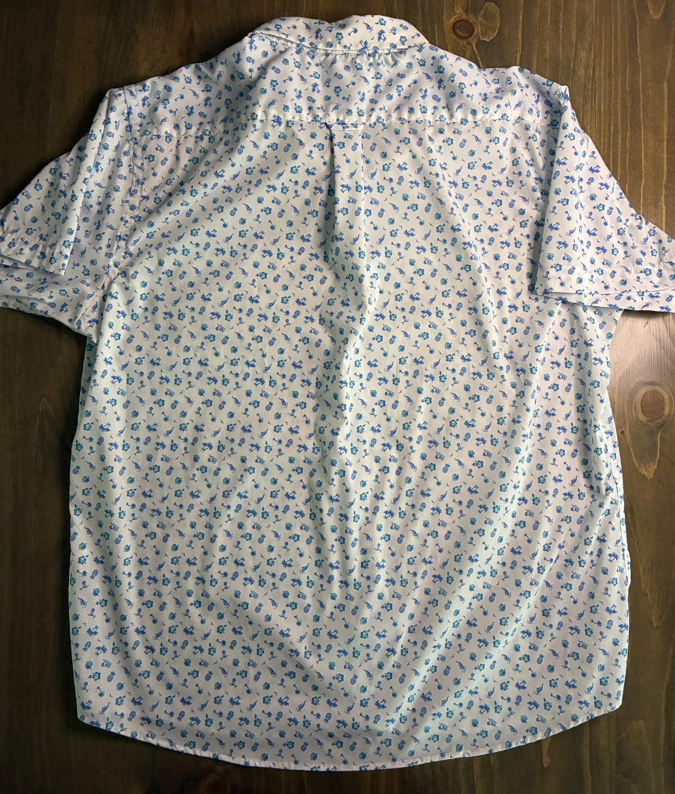Izod Golf or Casual Button Down Shirt Men XL , Fun Summer Pattern Short Sleeve