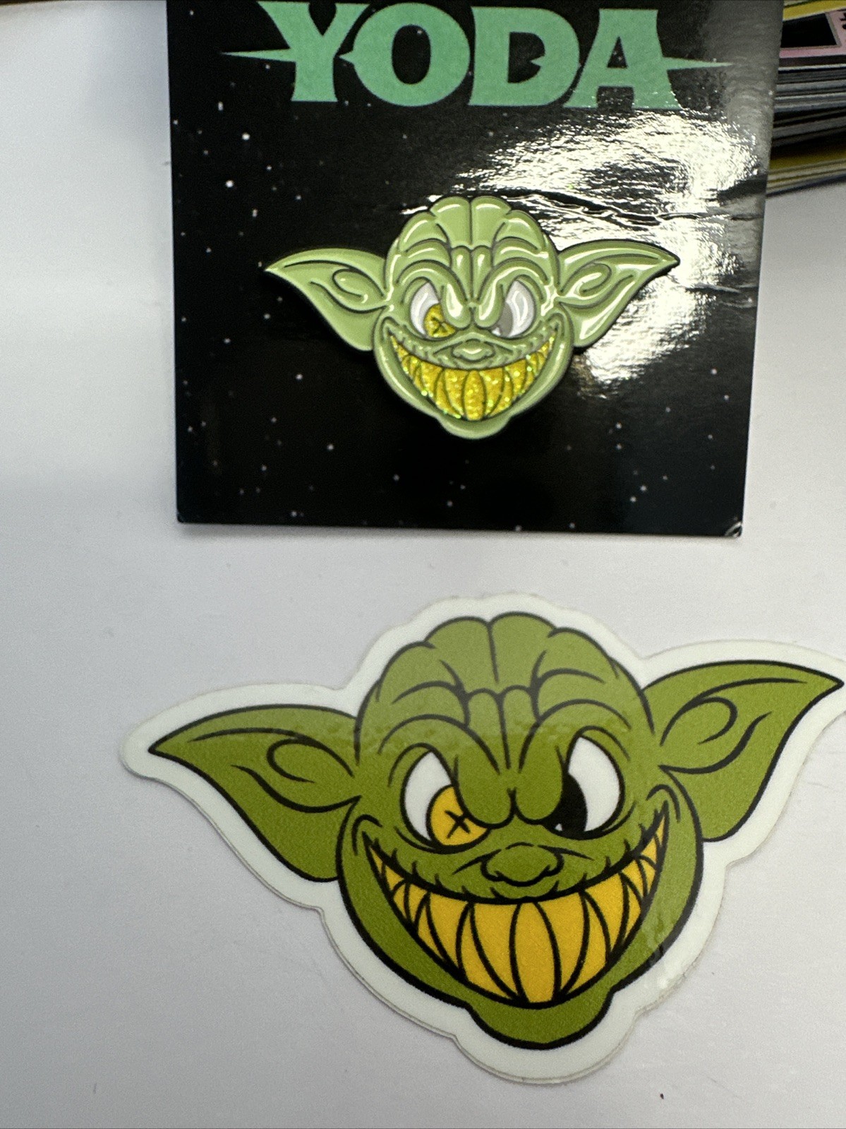 Pinzcity Yoda Star Wars Scare Bear Face Pin