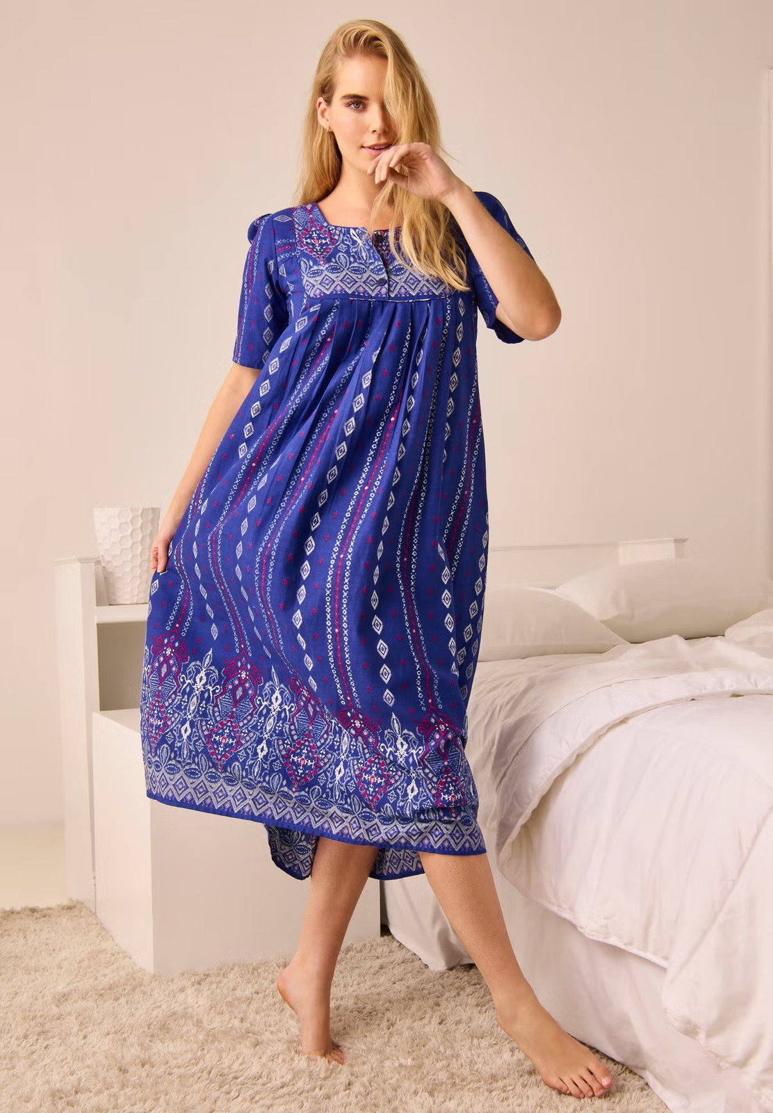 Only Necessities Women’s Plus Size Mixed Print Short Lounger