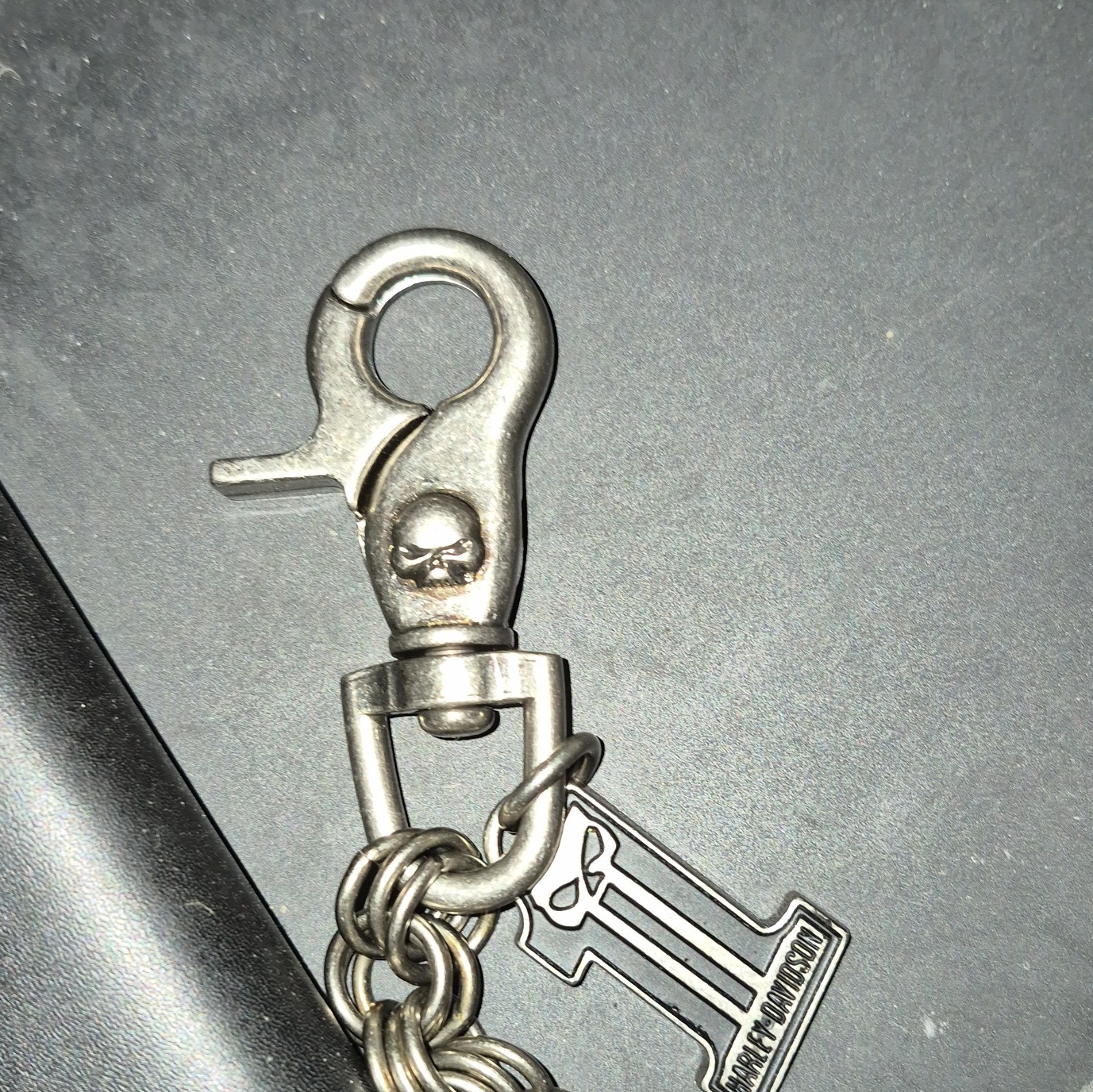 harley-davidson mens black silver chain wallet key ring credit card logo