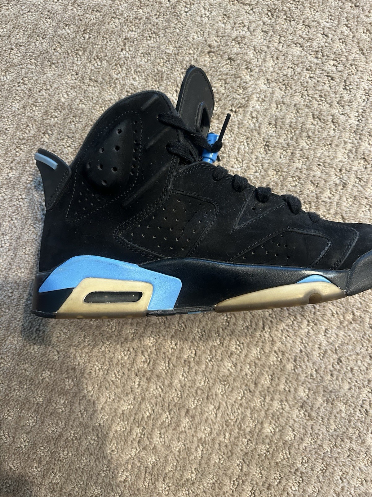 Air Jordan 6 UNC Black 2017 Size 8 Sports Air Jordan Y2K Basketball