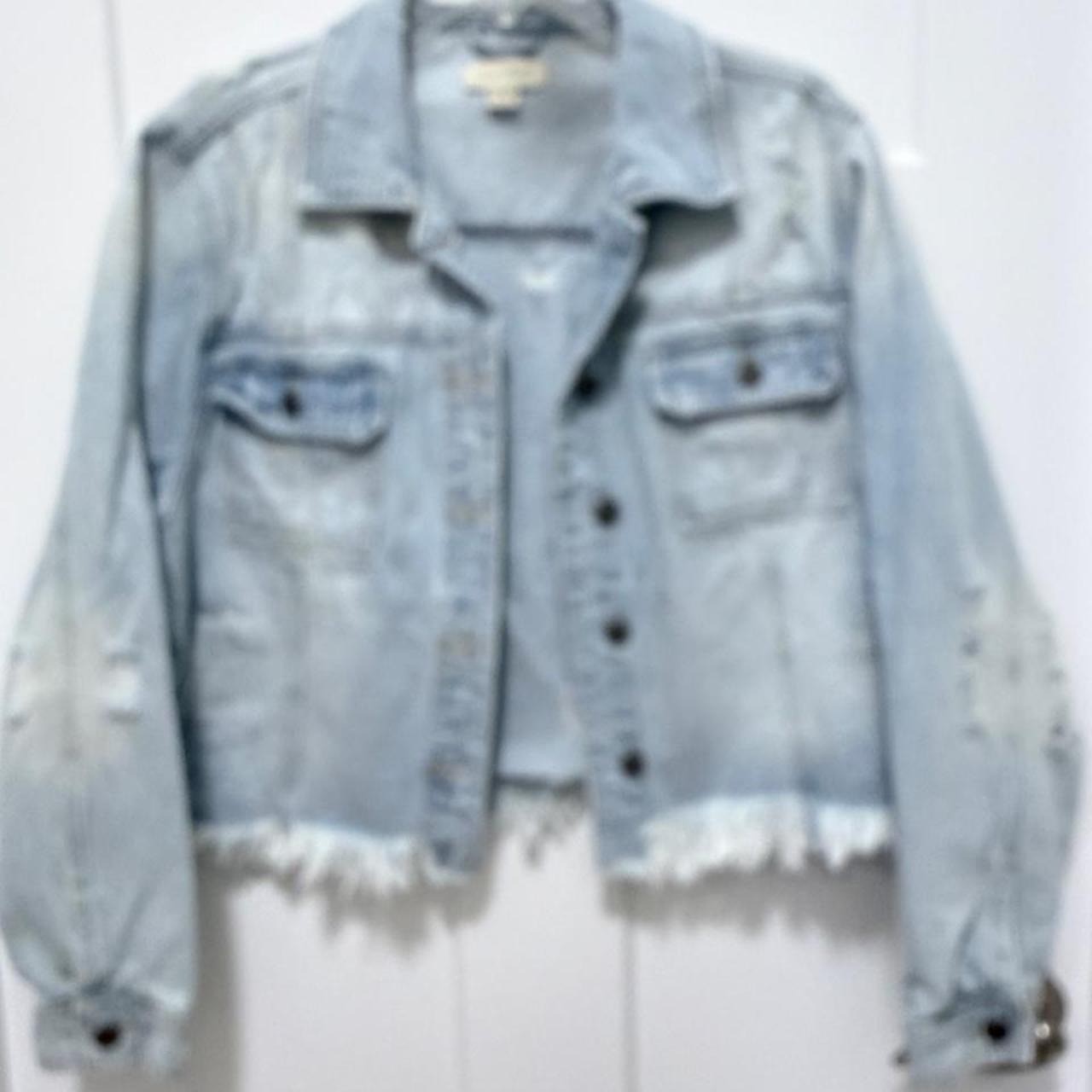 Charlie Paige Distressed Denim Jacket Light Wash Frayed Hem Blue Womens XL