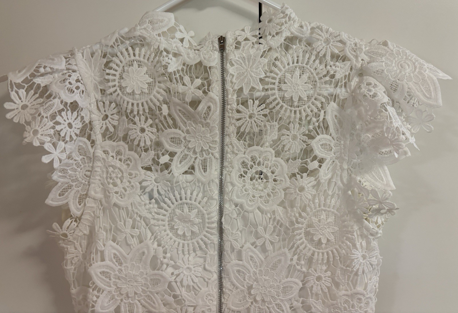 PETAL & PUP BECCA WHITE LACE OVER SLIP MIDI DRESS HIGH NECKLINE CAP SLEEVE SZ L