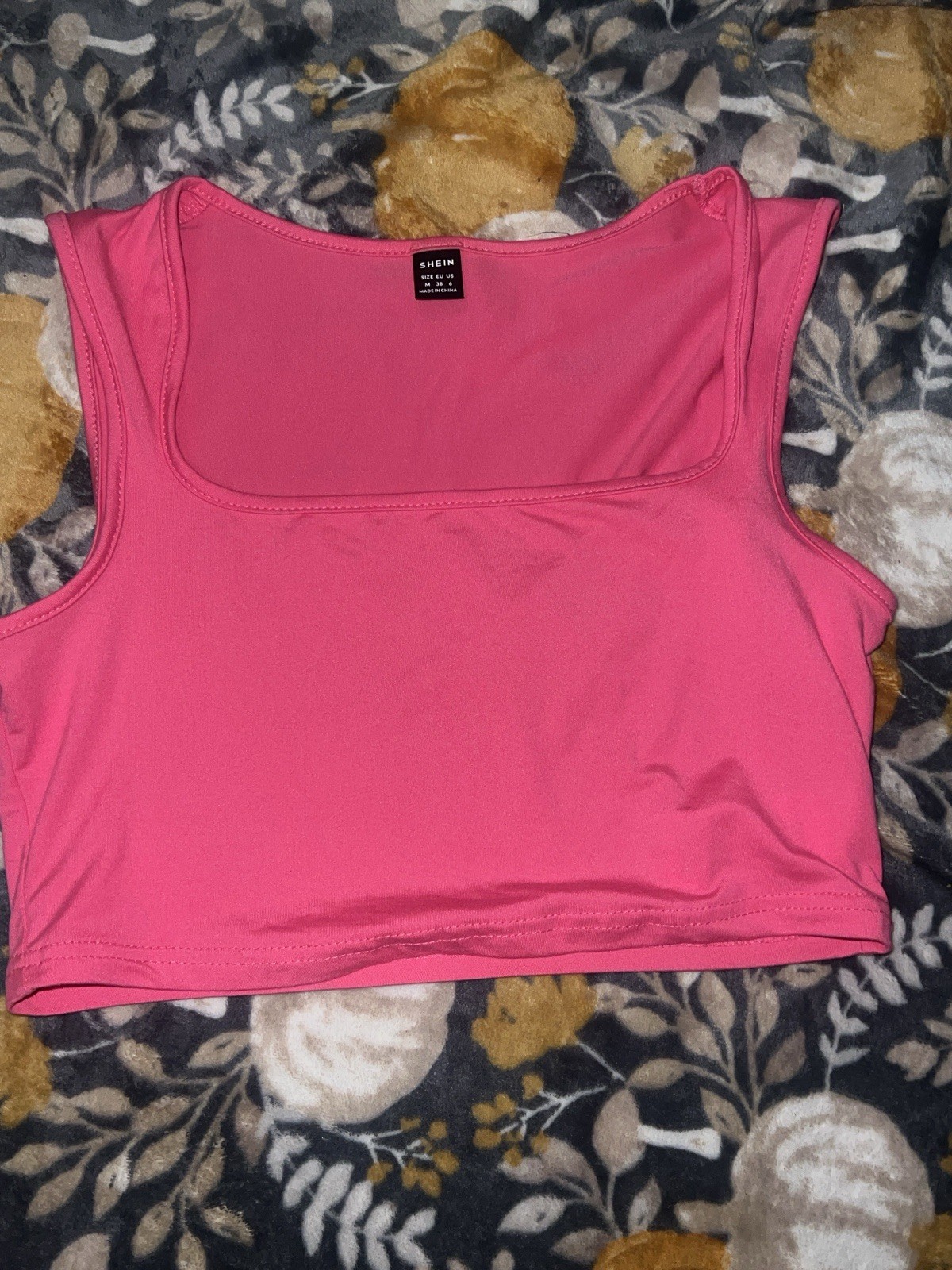 SHEIN Women’s M Pink Solid Square Neck Cropped Tank Knit Stretch Poly Spx