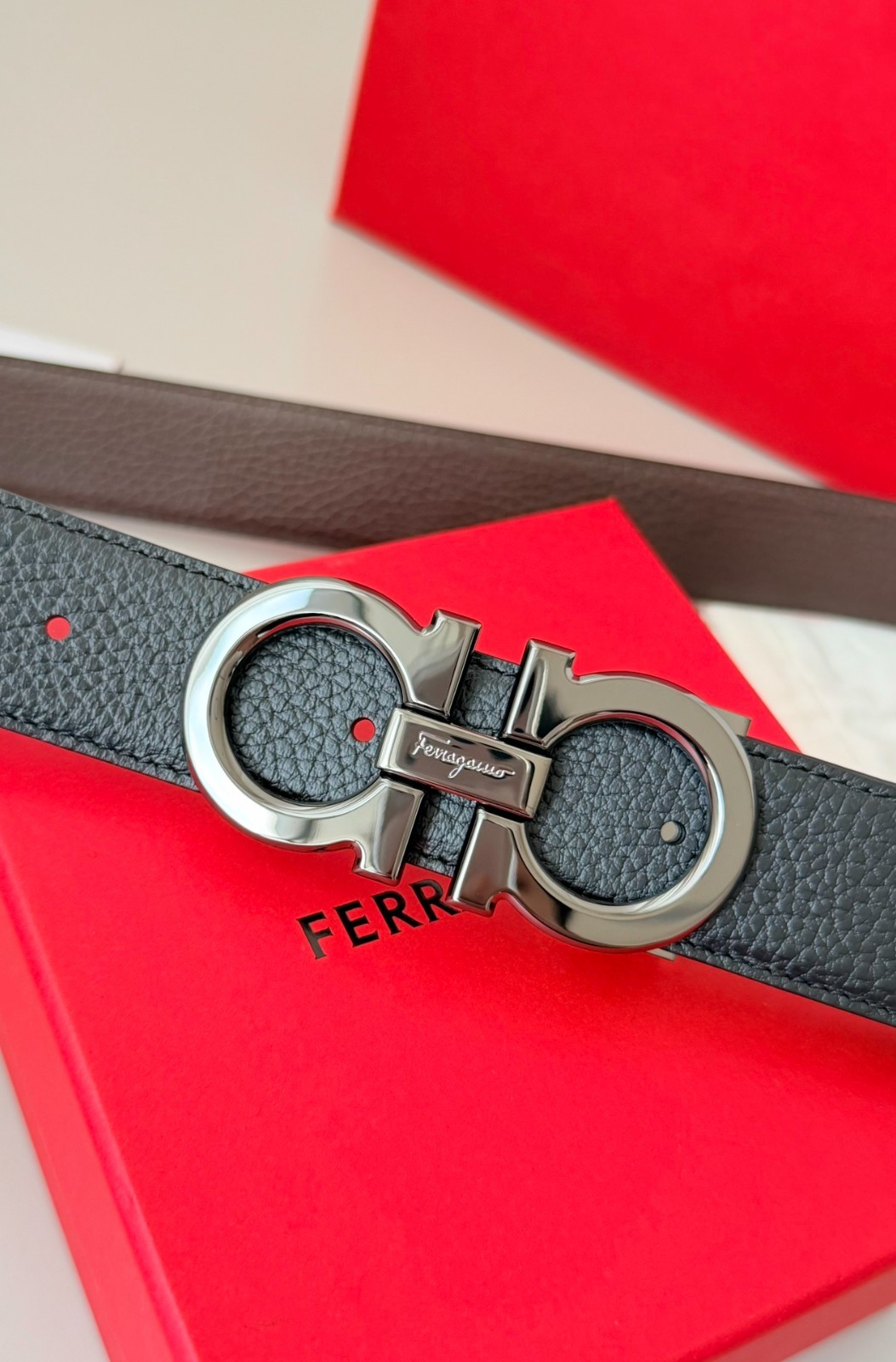 Salvatore Ferragamo Gancini Leather Belt 3.5cm Reversible Adjustable Luxury