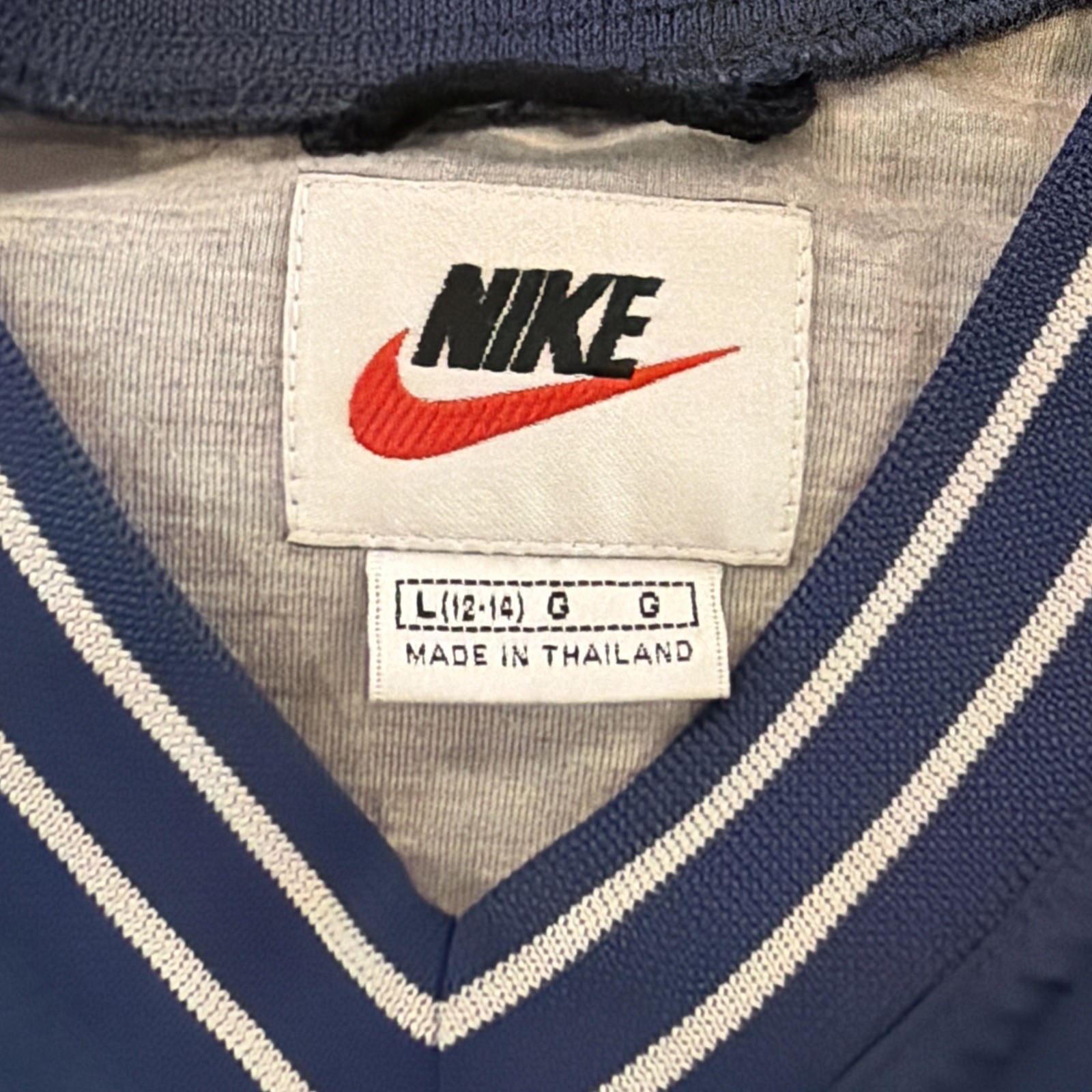 Vintage Nike Center Swoosh Windbreaker Pullover Jacket Navy And Yellow L (12-14)
