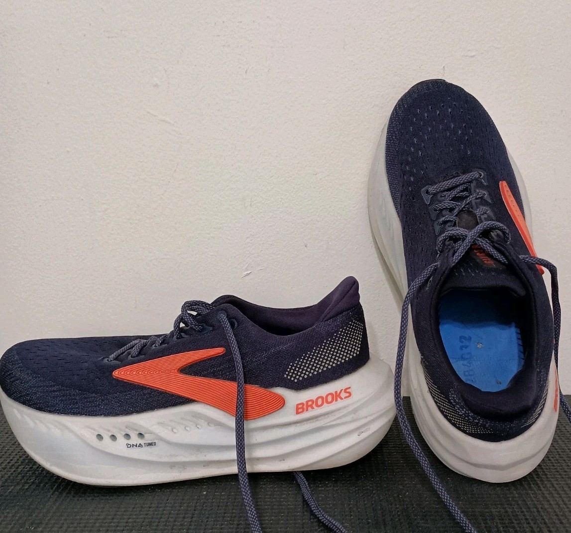 Brooks Women’s Glycerin Max Navy Orange Size 8 Need Insoles