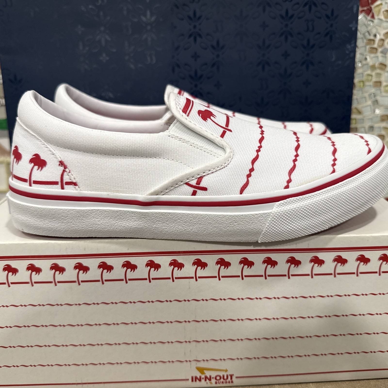 In-N-Out Burger White Drink Cup Slip-On Shoes NEW Sizes Mens 9