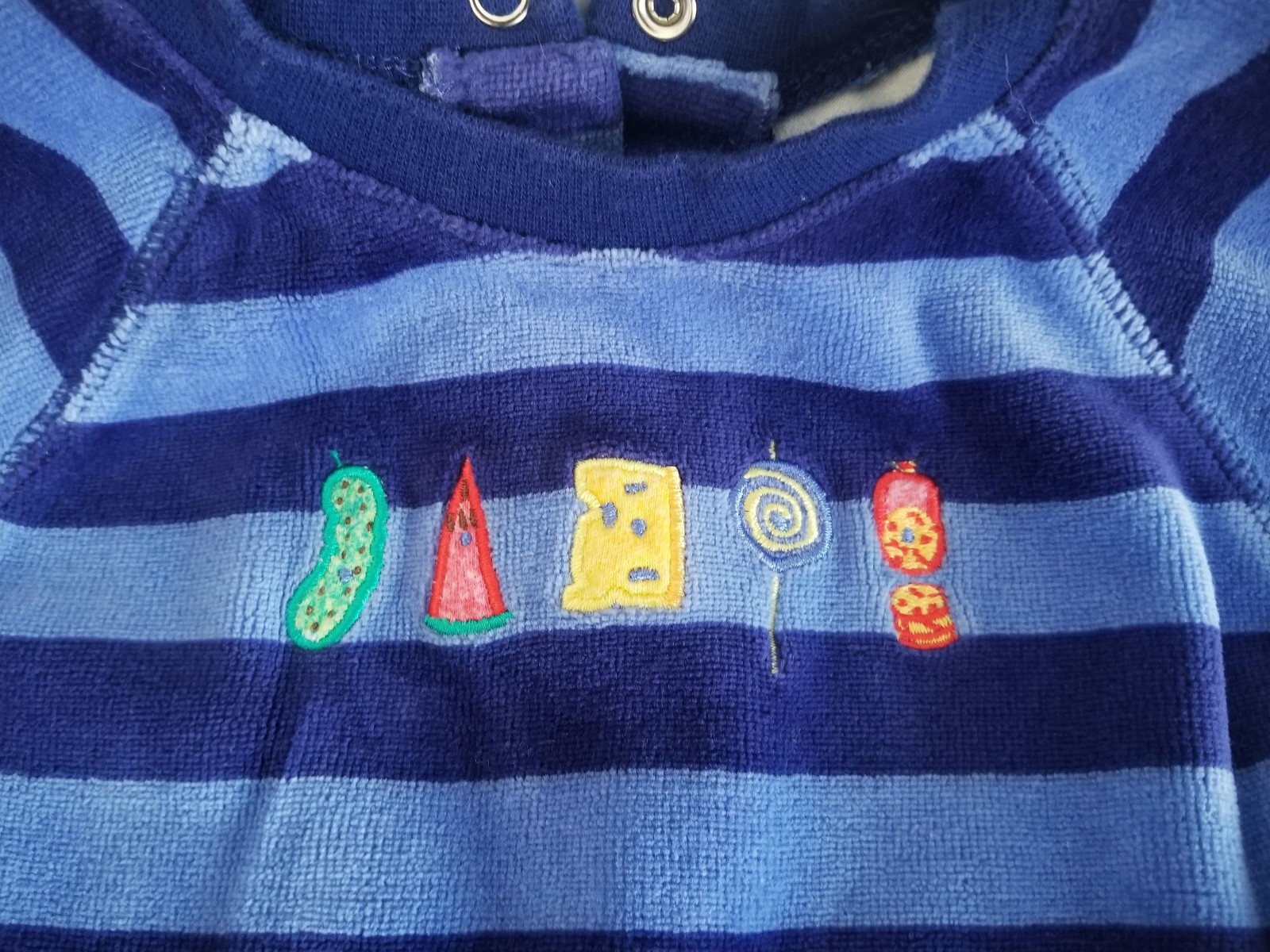 Vintage Eric Carle Very Hungry Caterpillar Body Suit Romper Blue 6-9 M Carter’s