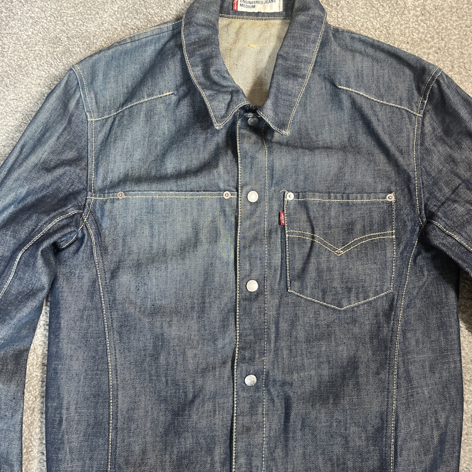 Levi’s Engineered Jeans Jacket size Medium Blue Denim Vintage Y2K Snap Button